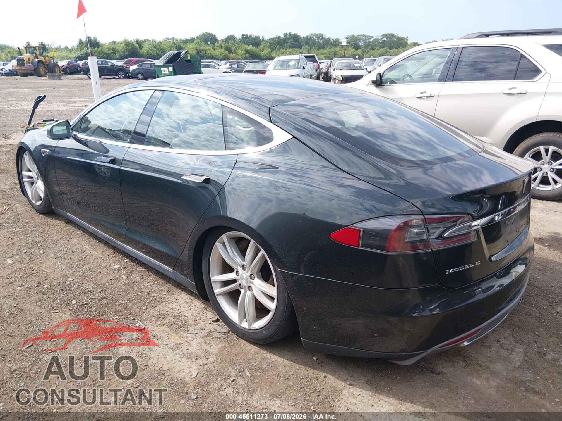 TESLA MODEL S 2013 - 5YJSA1CN2DFP05490