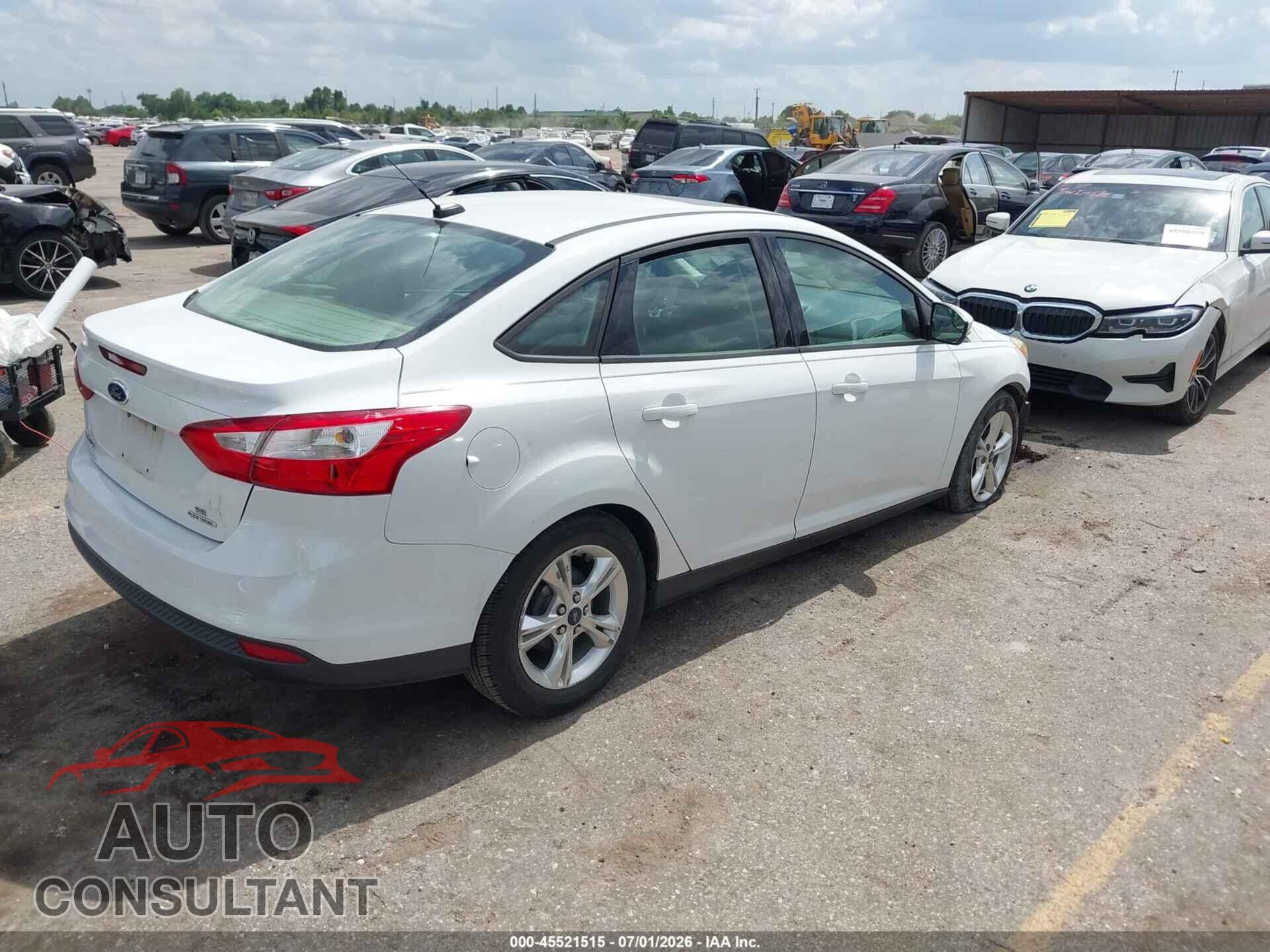 FORD FOCUS 2014 - 1FADP3F26EL163111