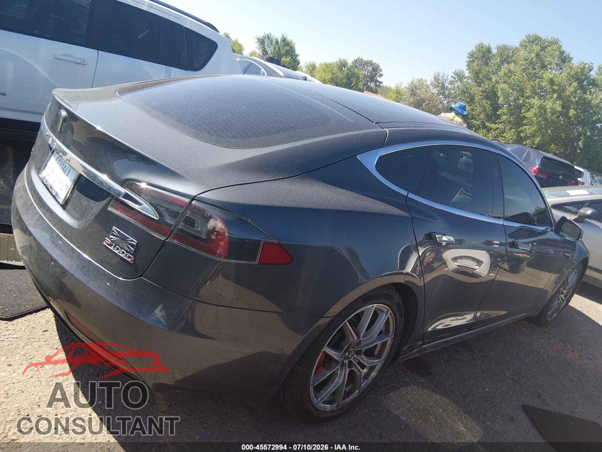 TESLA MODEL S 2017 - 5YJSA1E4XHF199045