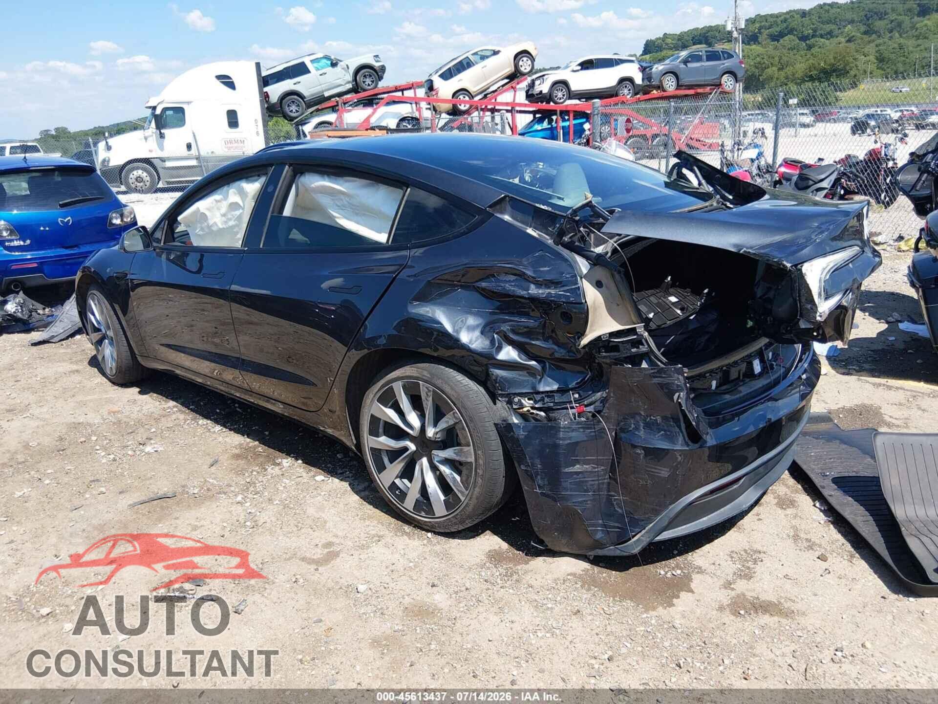 TESLA MODEL 3 2024 - 5YJ3E1EA0RF858914