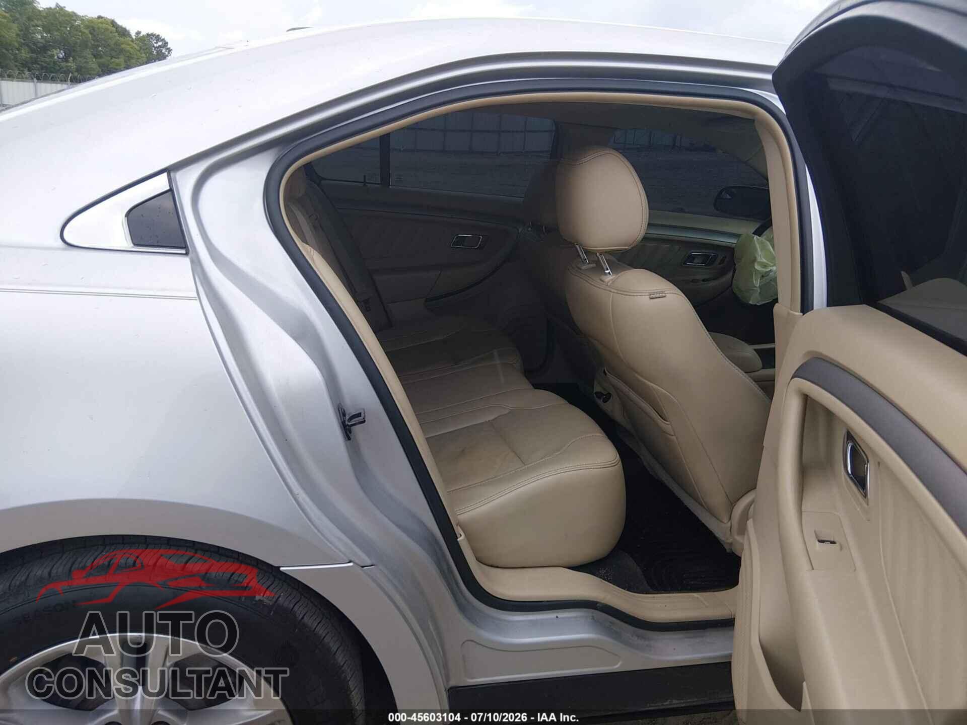 FORD TAURUS 2013 - 1FAHP2E81DG199328