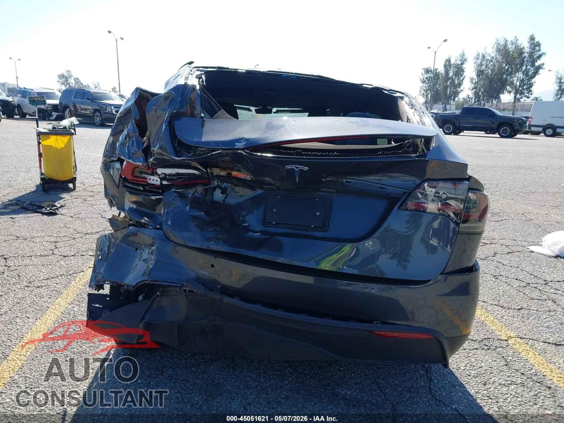 TESLA MODEL X 2022 - 7SAXCBE56NF334115