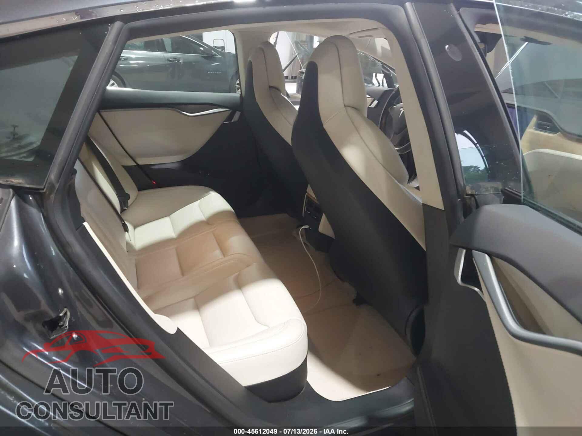 TESLA MODEL S 2018 - 5YJSA1E26JF269368
