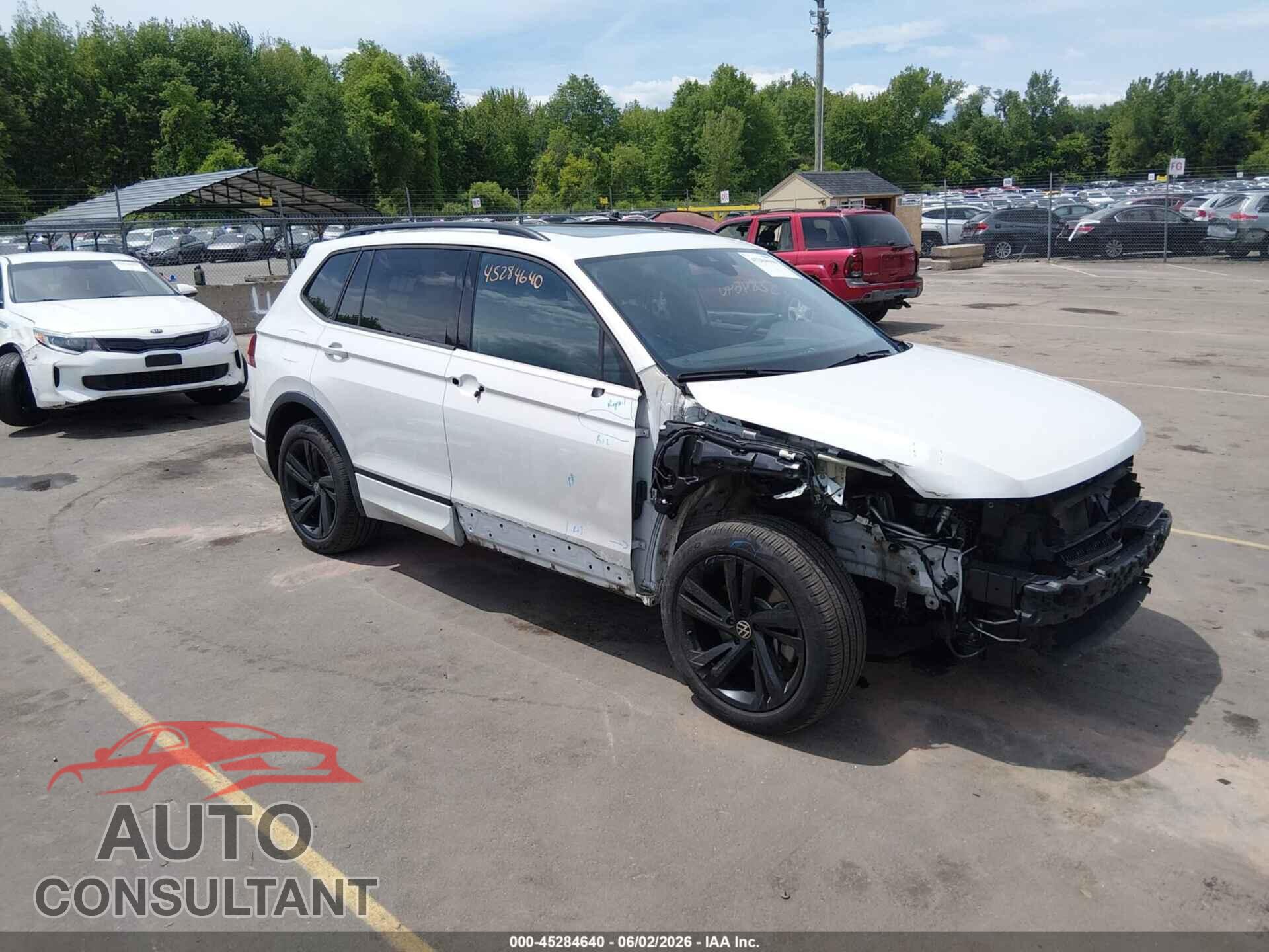 VOLKSWAGEN TIGUAN 2024 - 3VV8B7AX8RM193558