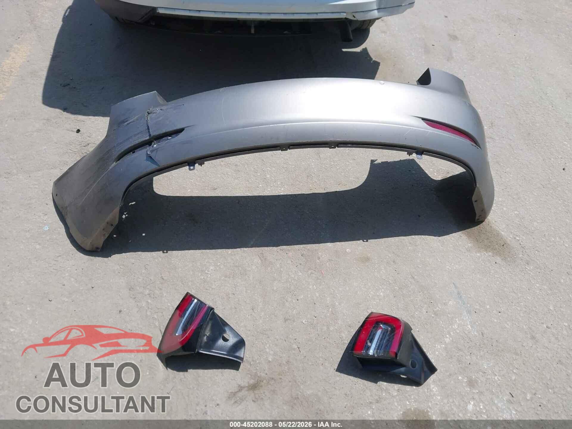 TESLA MODEL 3 2020 - 5YJ3E1EA9LF615643