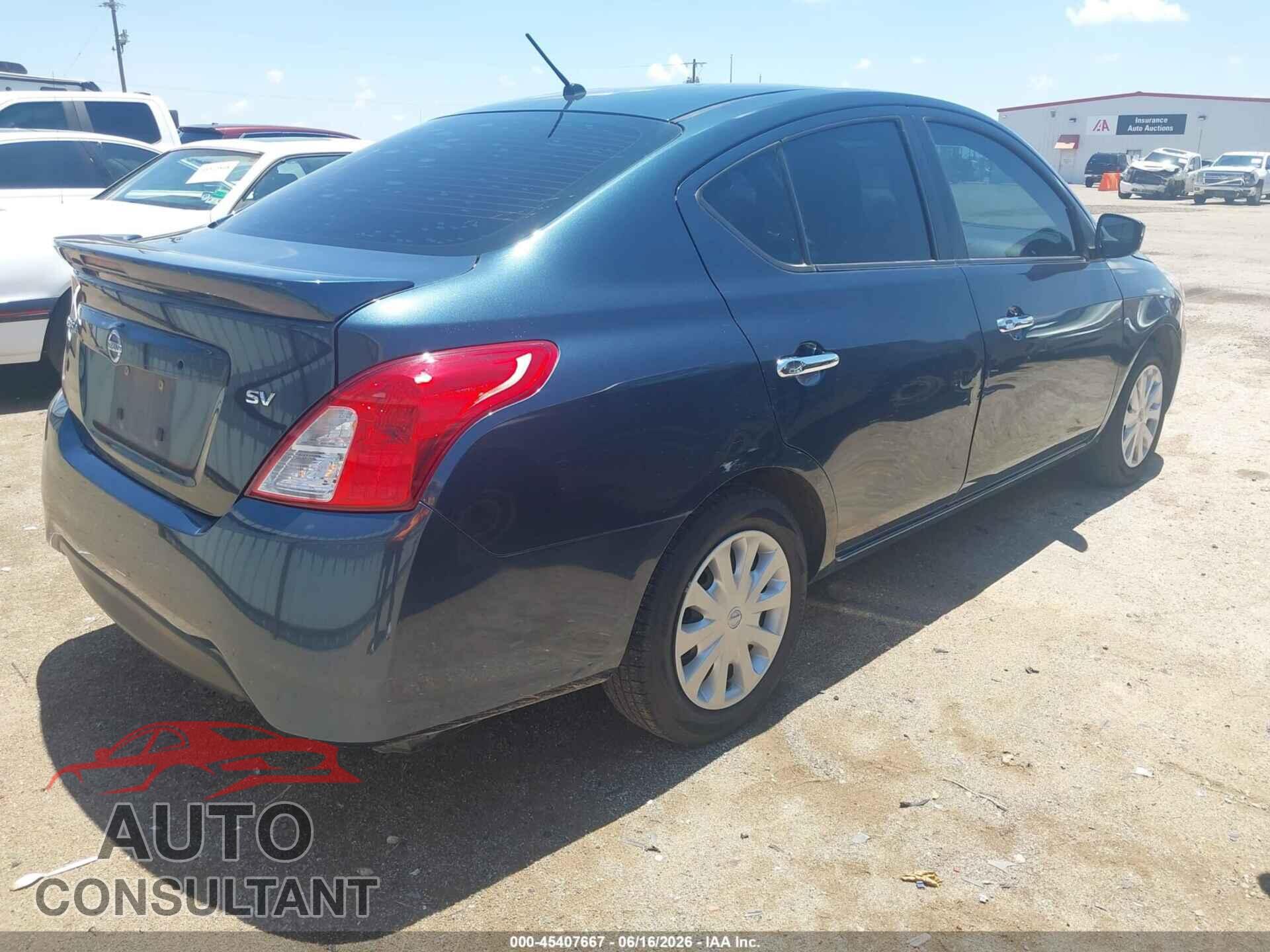 NISSAN VERSA 2017 - 3N1CN7AP3HL847762