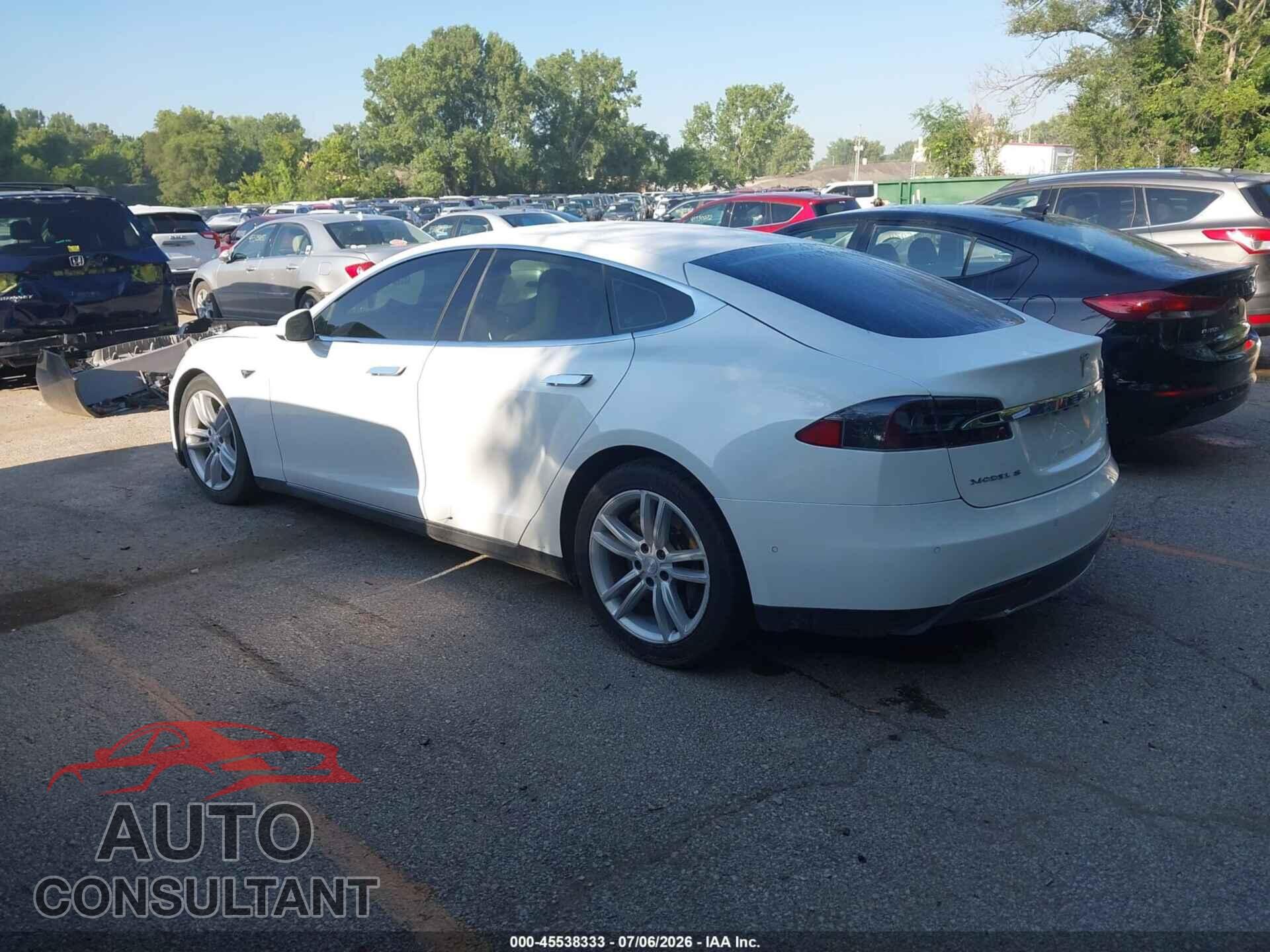 TESLA MODEL S 2015 - 5YJSA1E2XFF102034
