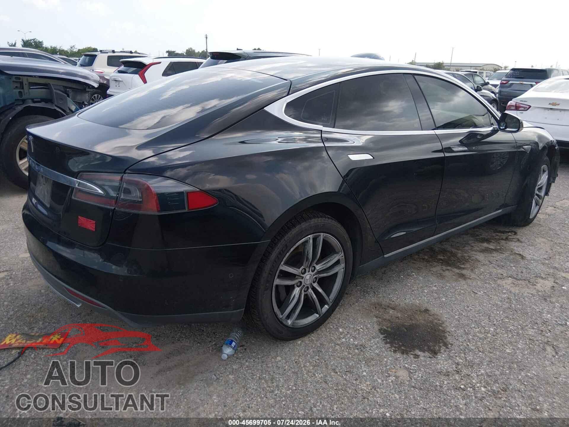 TESLA MODEL S 2014 - 5YJSA1H16EFP55767
