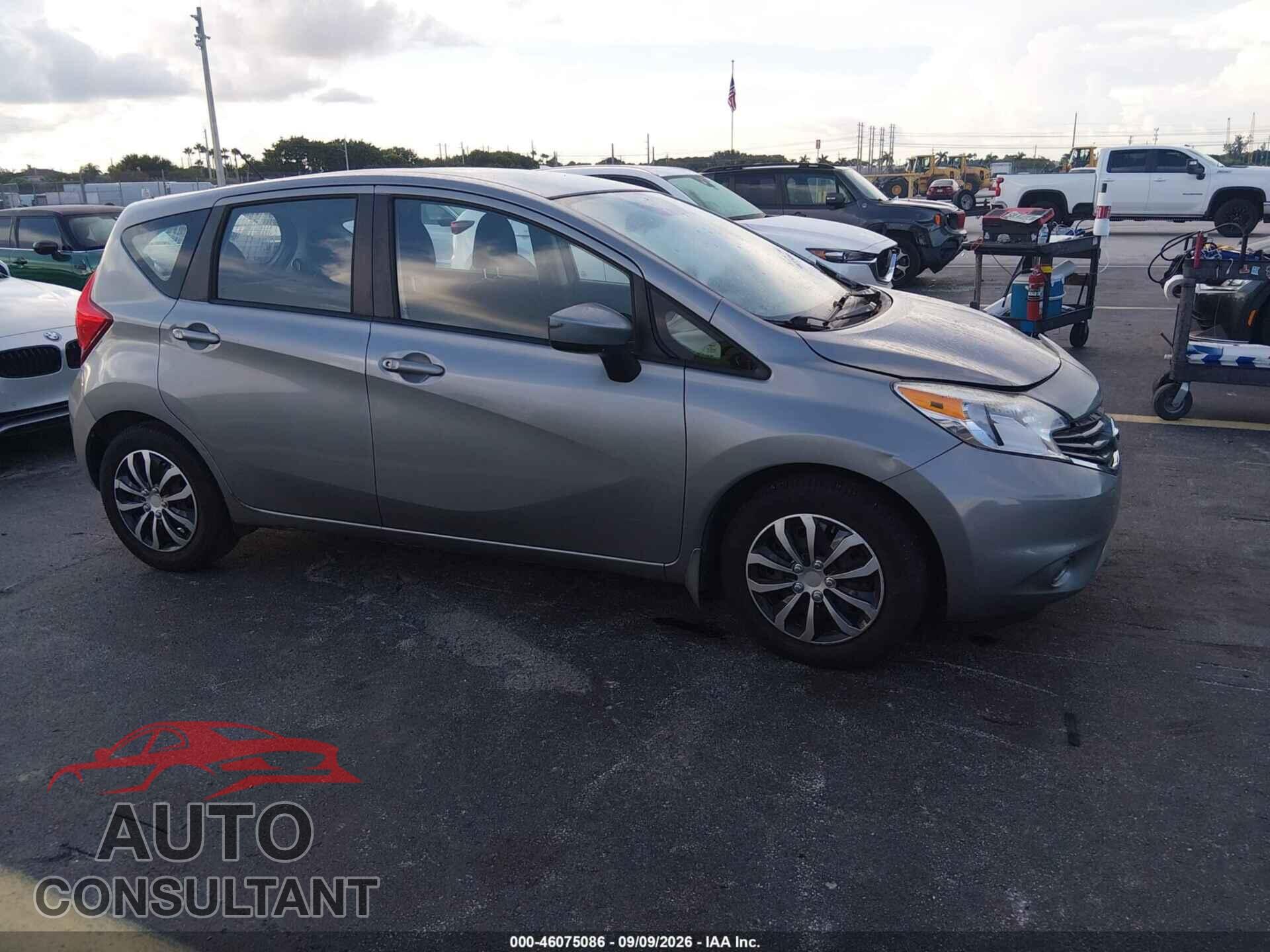 NISSAN VERSA NOTE 2015 - 3N1CE2CP2FL362297