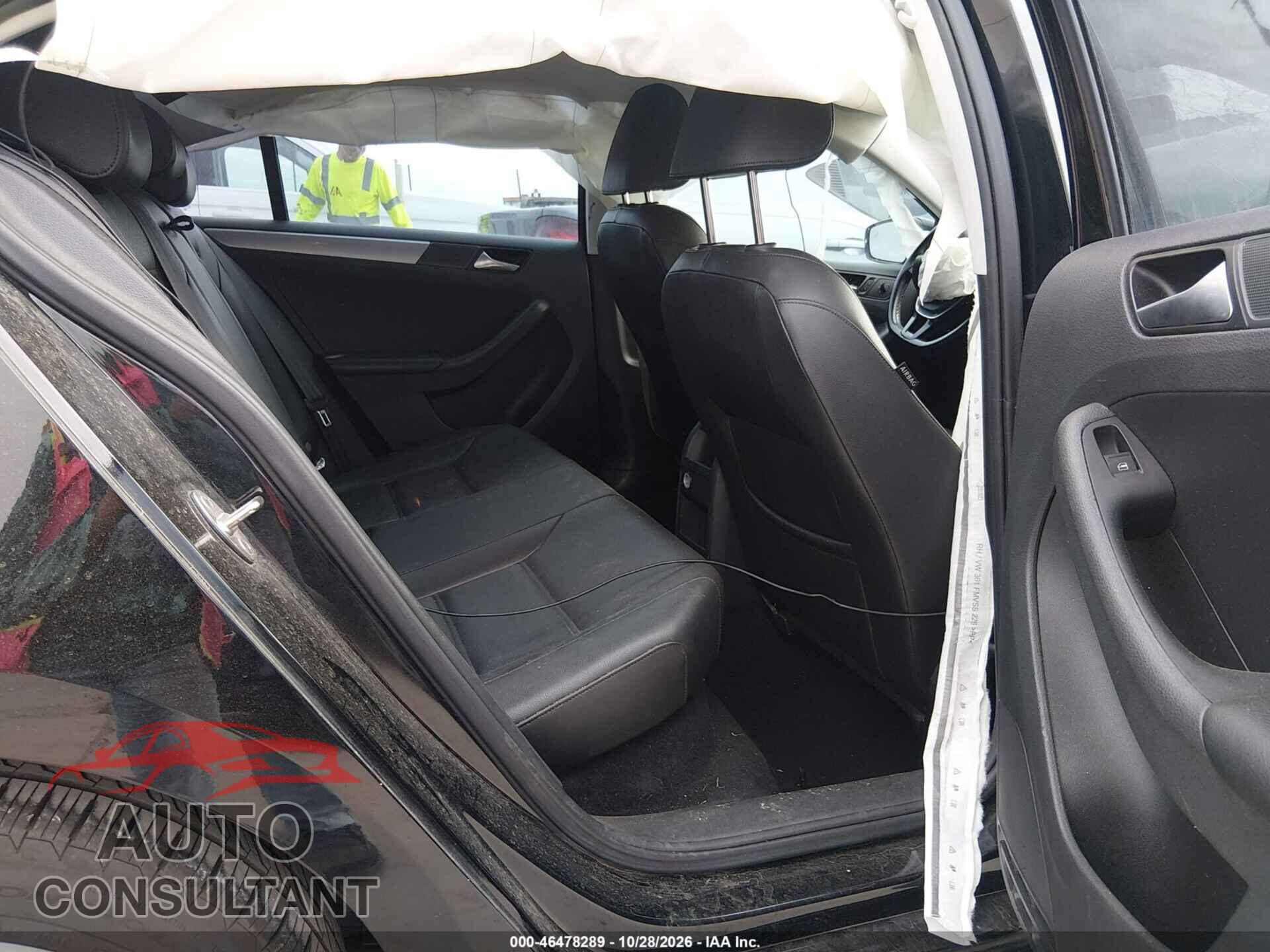 VOLKSWAGEN JETTA 2017 - 3VWDB7AJ9HM367108