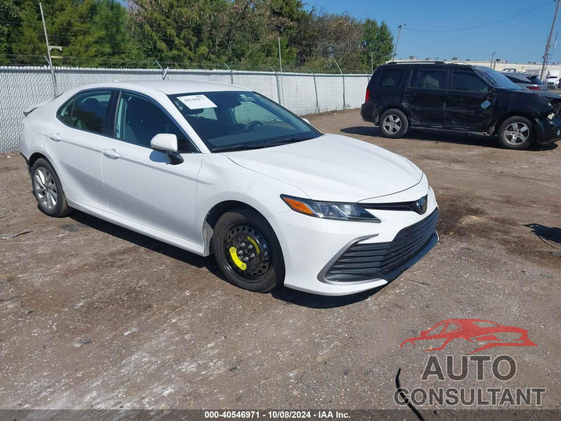 TOYOTA CAMRY 2024 - 4T1C11AK9RU883825