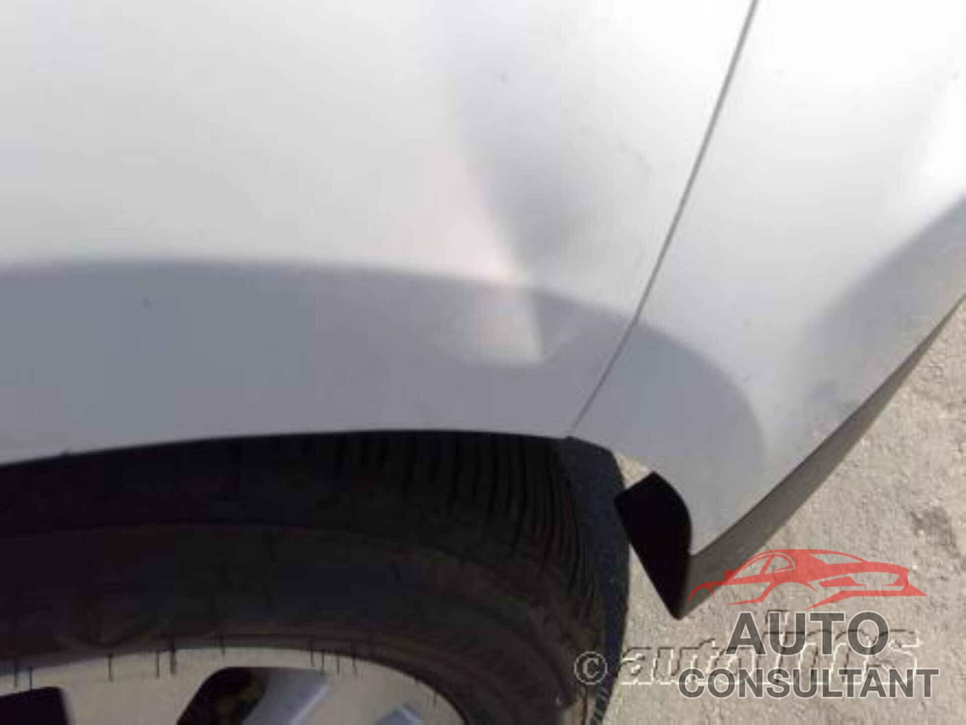 FORD C-MAX 2018 - 1FADP5AU3JL102782