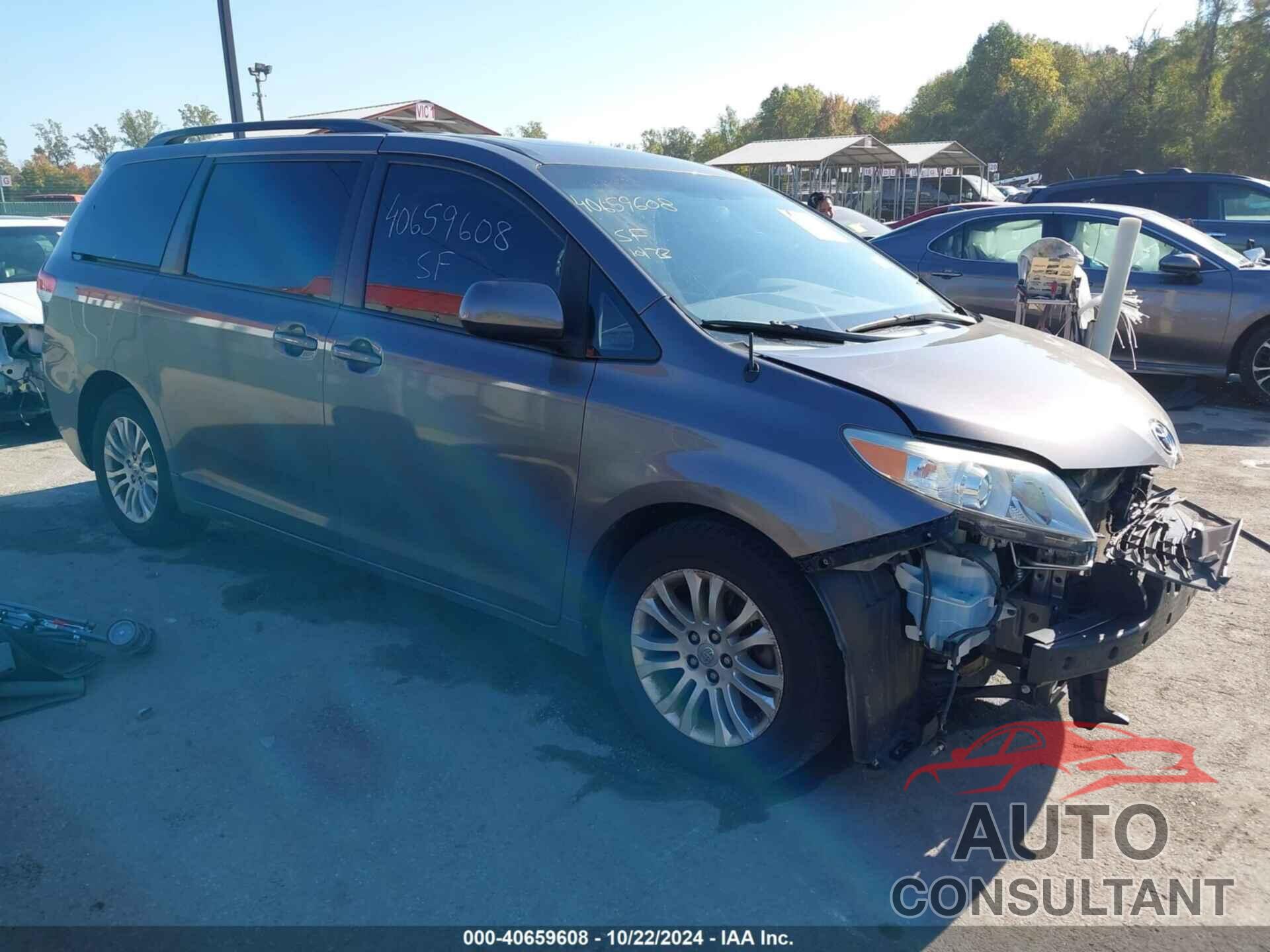 TOYOTA SIENNA 2013 - 5TDYK3DC6DS303094