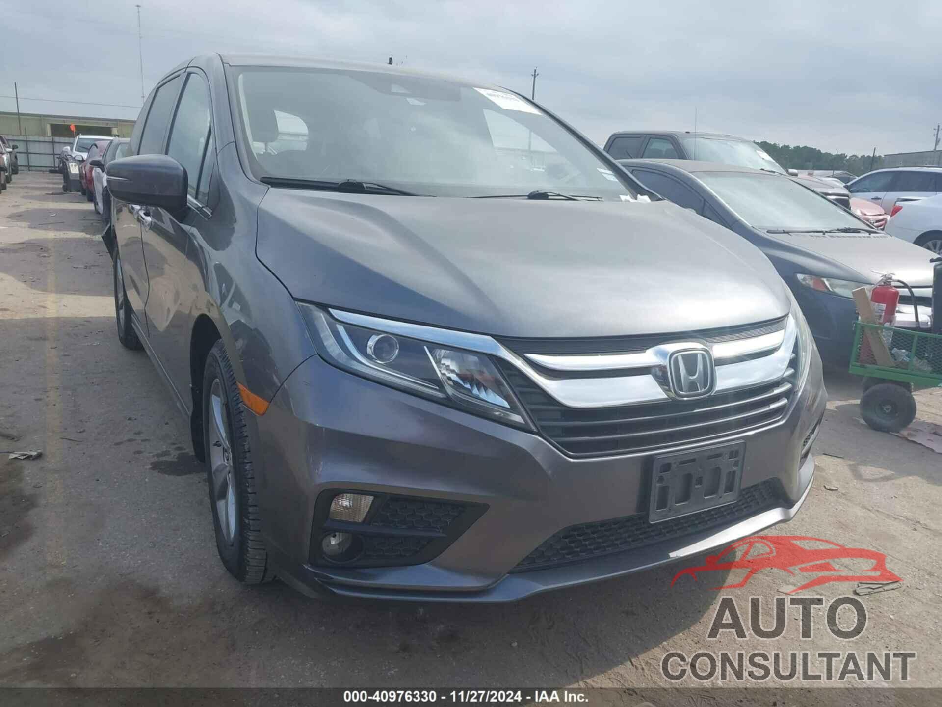 HONDA ODYSSEY 2018 - 5FNRL6H70JB042786