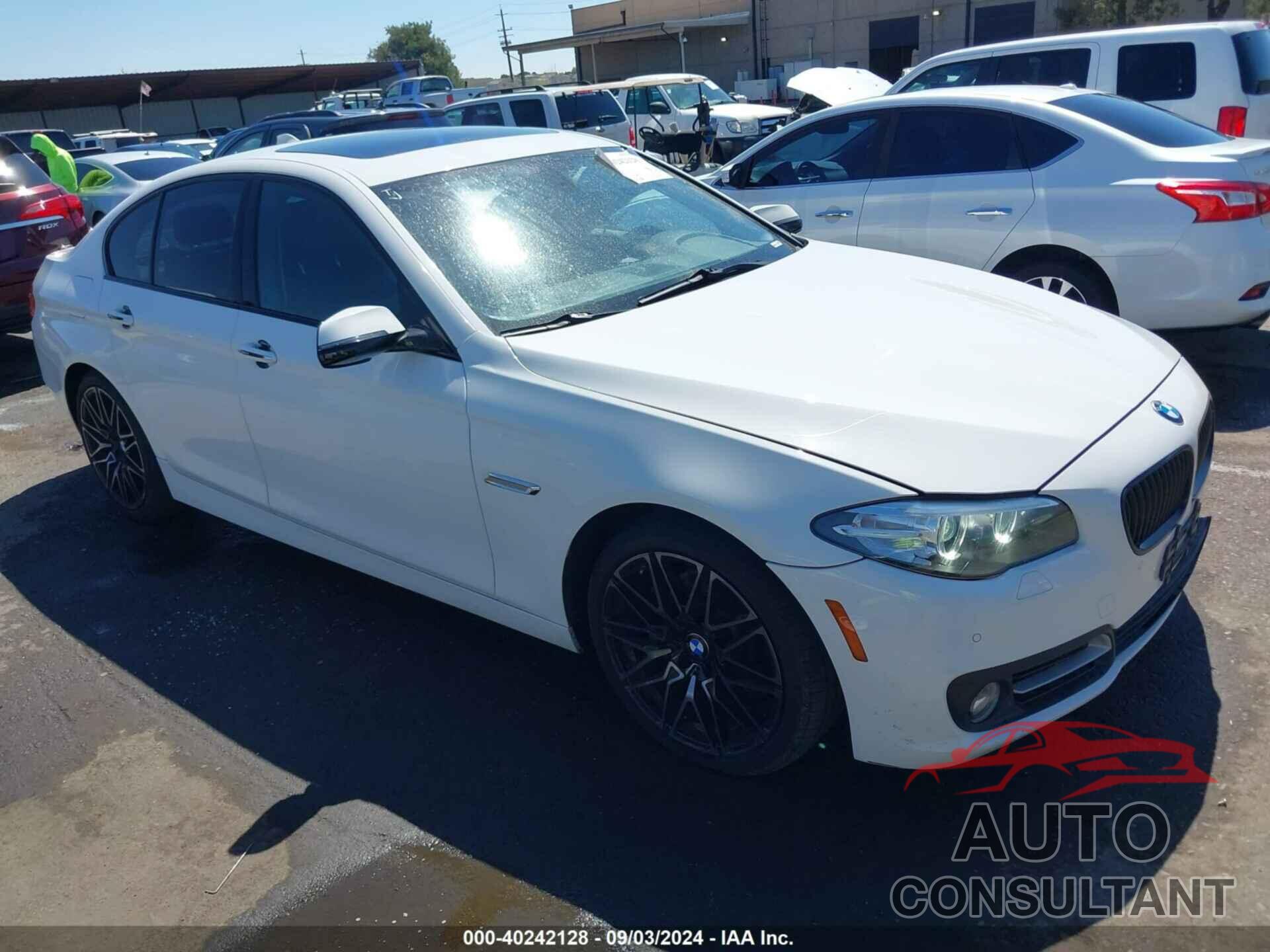 BMW 528I 2016 - WBA5A5C54GD528096