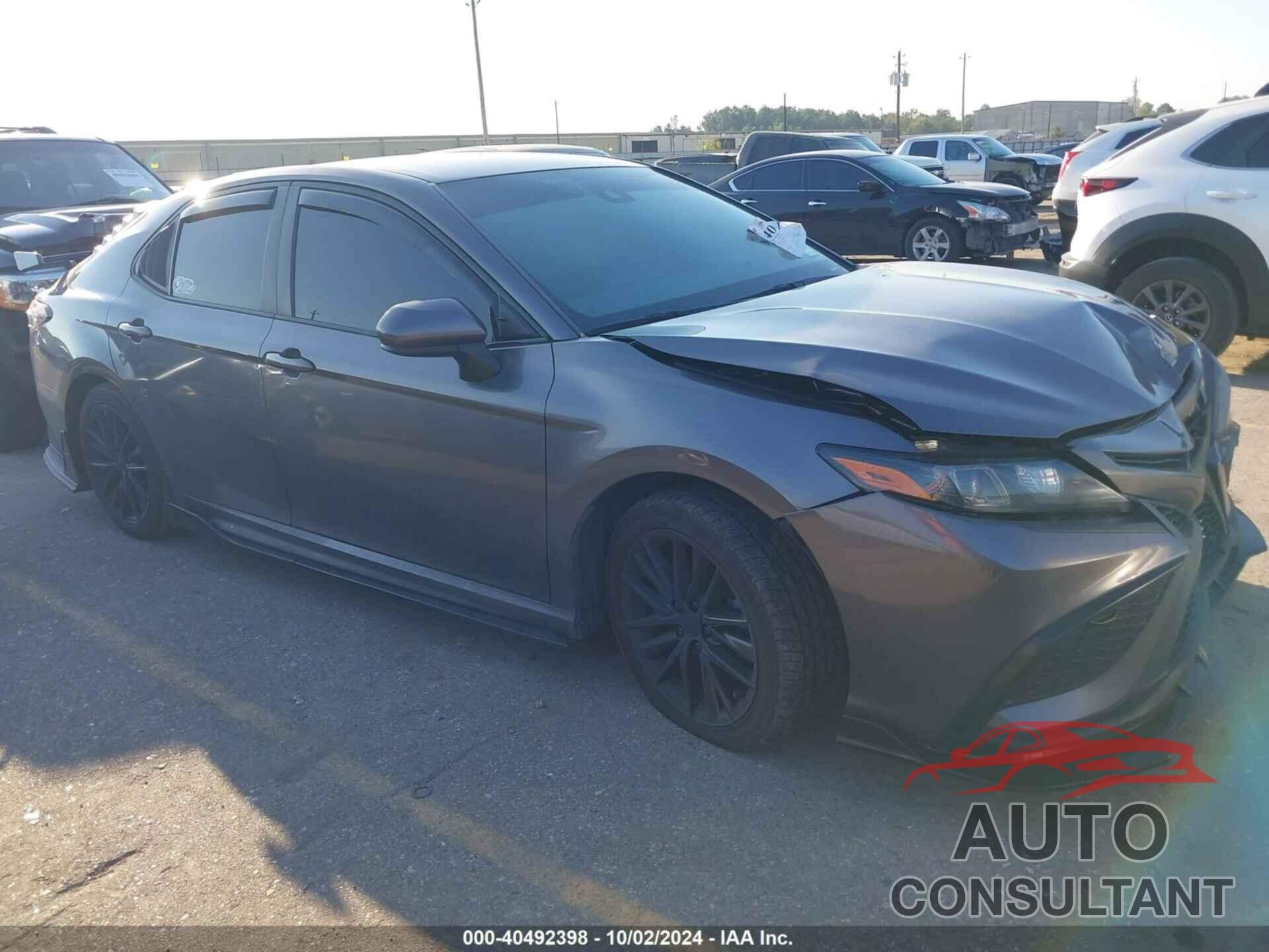 TOYOTA CAMRY 2021 - 4T1G11AK9MU470023