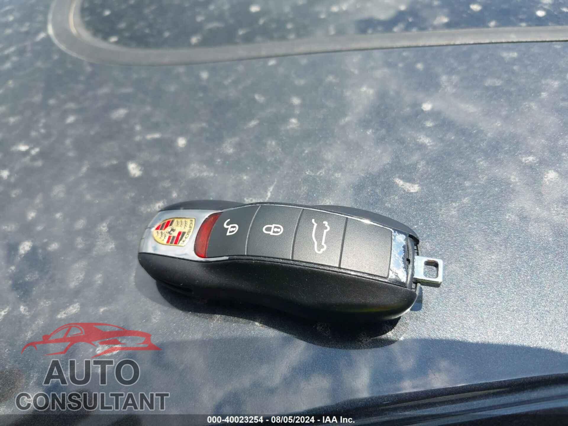PORSCHE MACAN 2018 - WP1AA2A50JLB07913