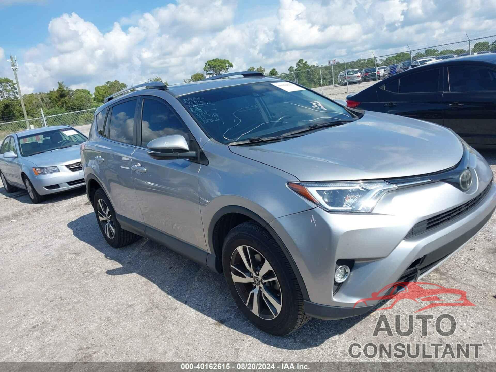 TOYOTA RAV4 2018 - JTMWFREV9JD122576