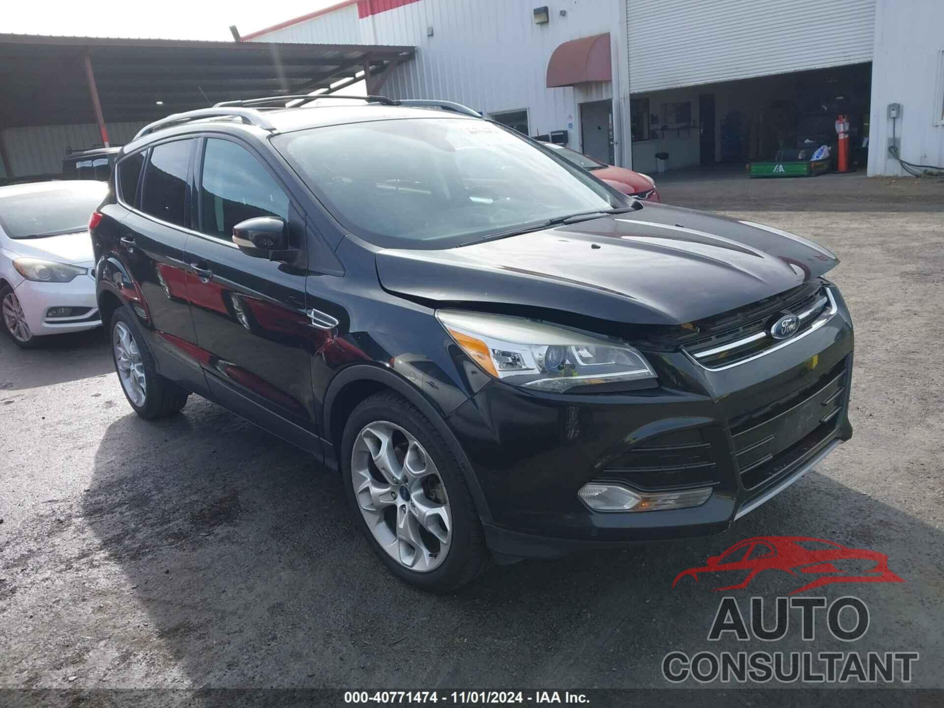 FORD ESCAPE 2013 - 1FMCU0J96DUA17118
