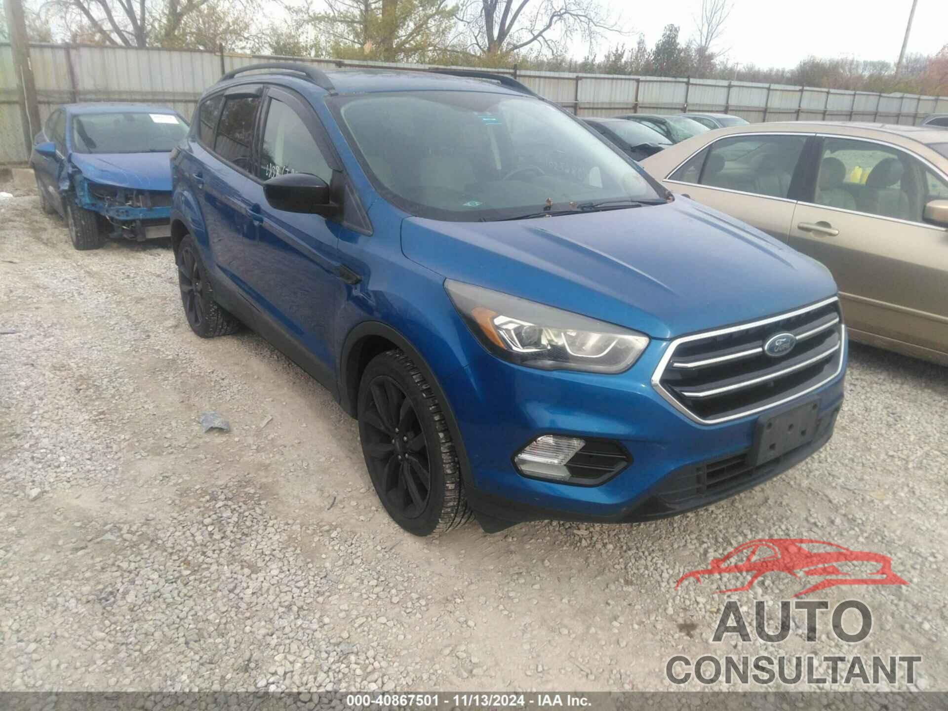 FORD ESCAPE 2017 - 1FMCU9G98HUE04593