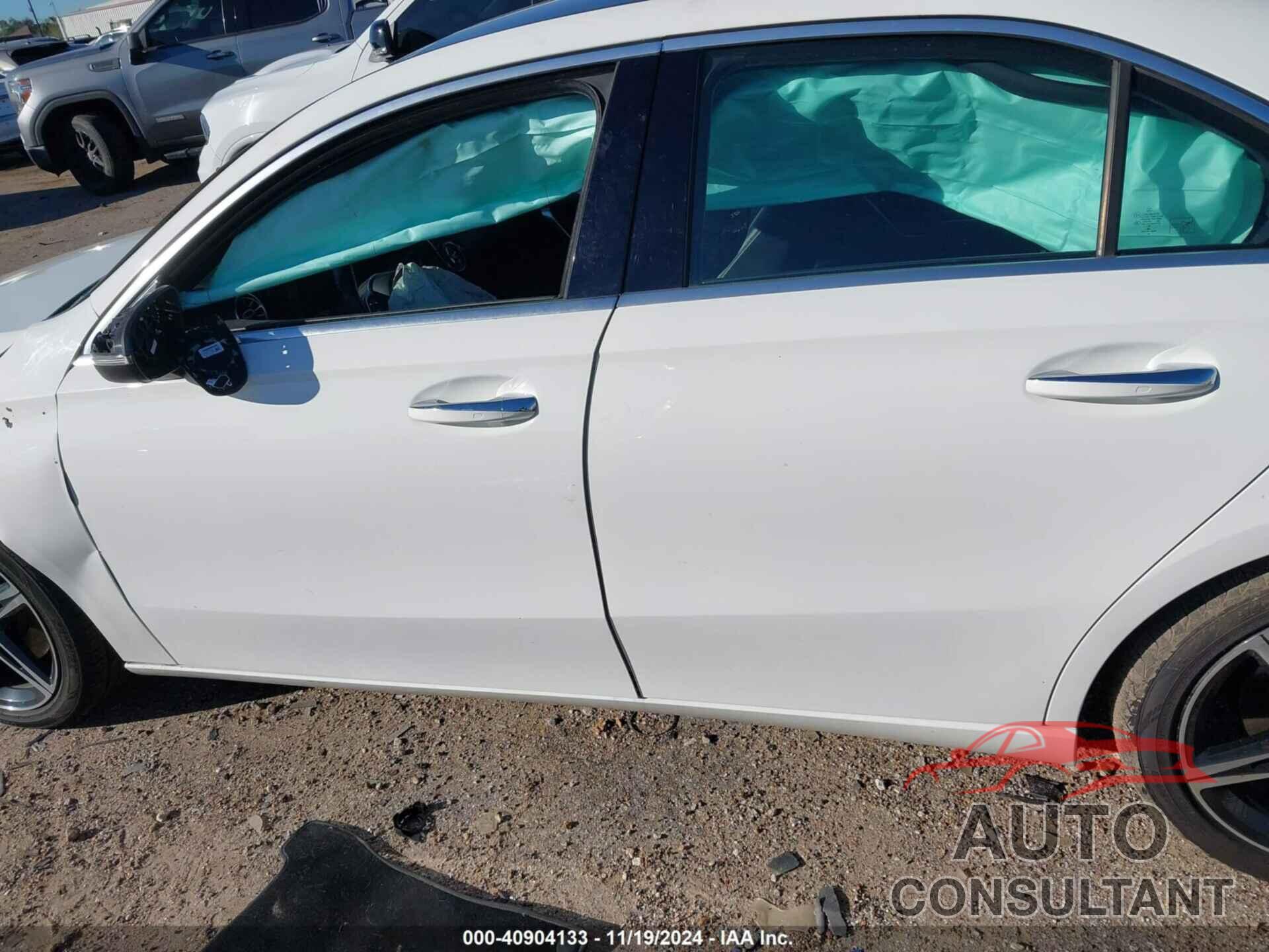 MERCEDES-BENZ A 220 2019 - WDD3G4EB7KW000514