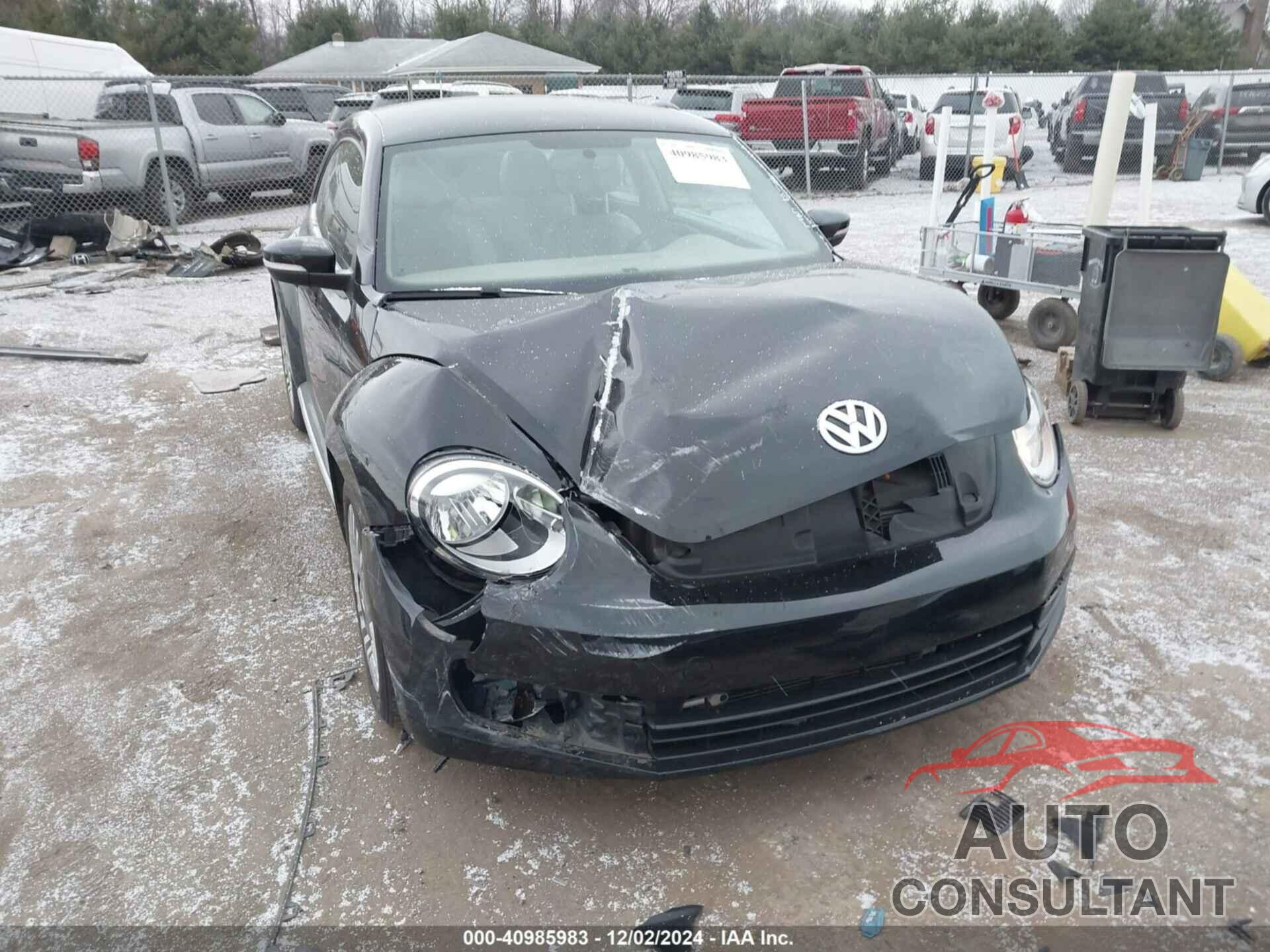 VOLKSWAGEN BEETLE 2015 - 3VWJ07AT7FM639758