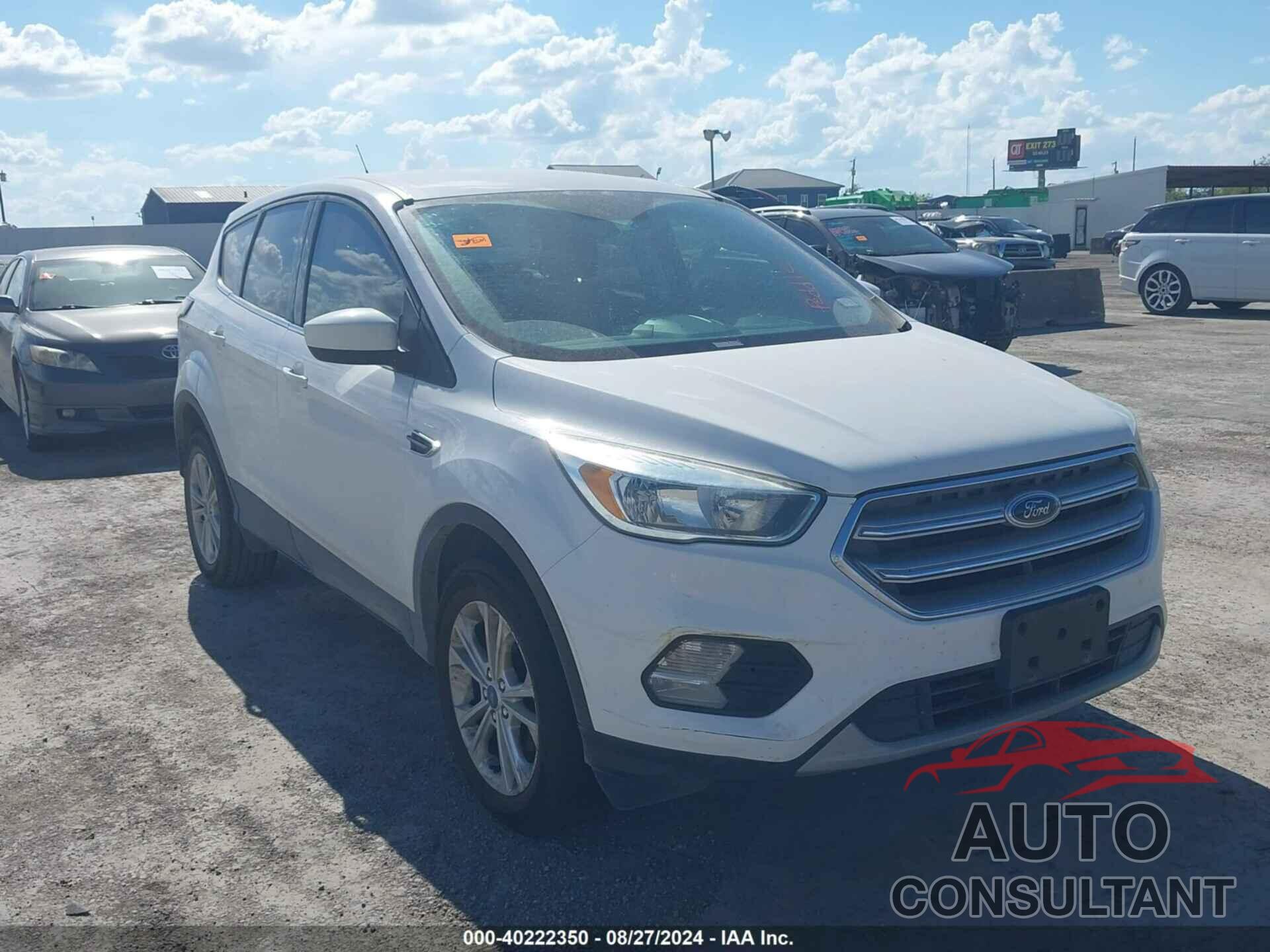 FORD ESCAPE 2017 - 1FMCU0GD7HUD58741