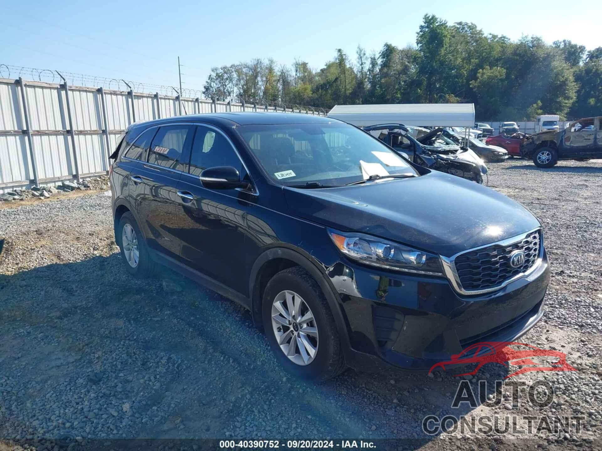 KIA SORENTO 2019 - 5XYPG4A31KG577563