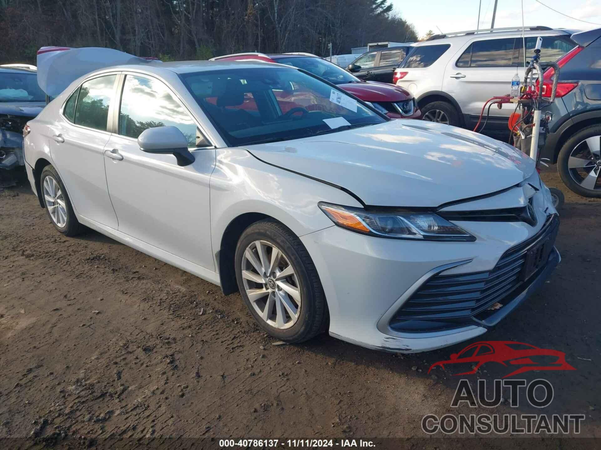TOYOTA CAMRY 2022 - 4T1C11AK5NU001219