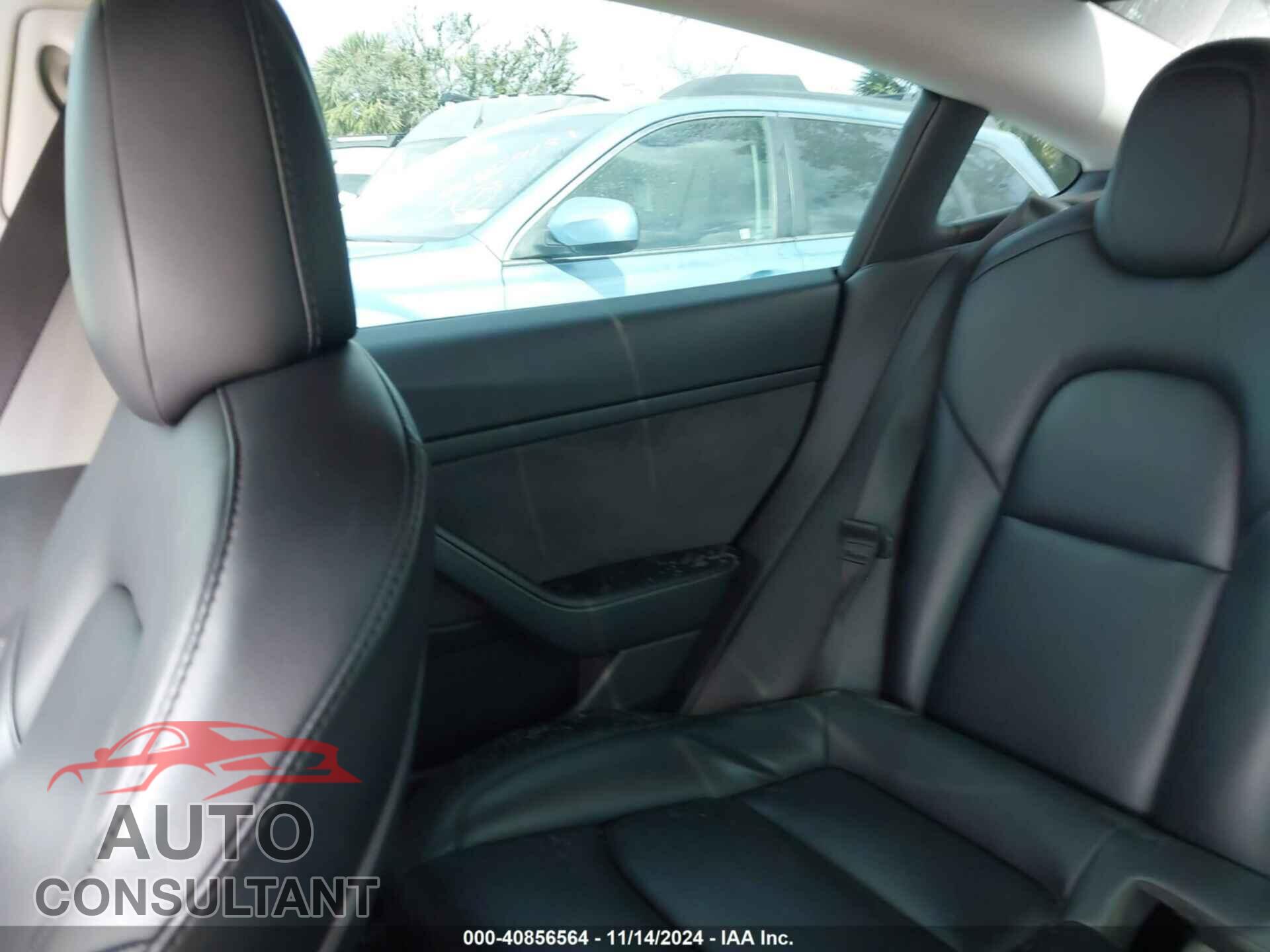 TESLA MODEL 3 2021 - 5YJ3E1EAXMF090352