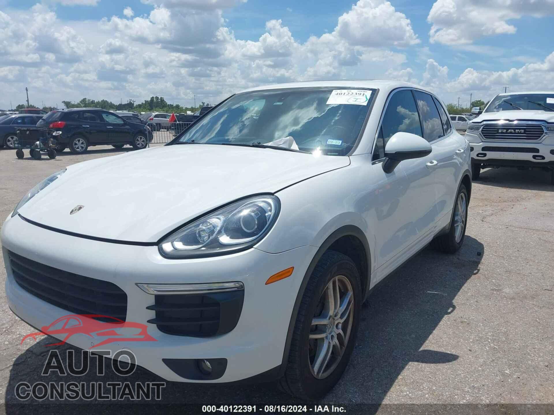 PORSCHE CAYENNE 2016 - WP1AA2A28GLA08786