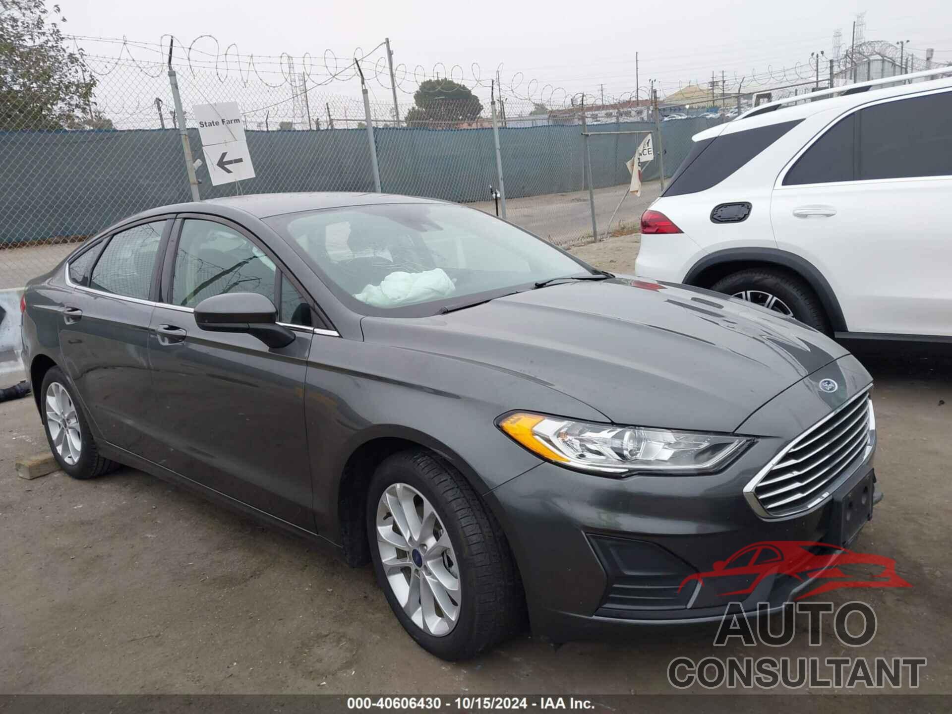 FORD FUSION 2020 - 3FA6P0LU0LR258405