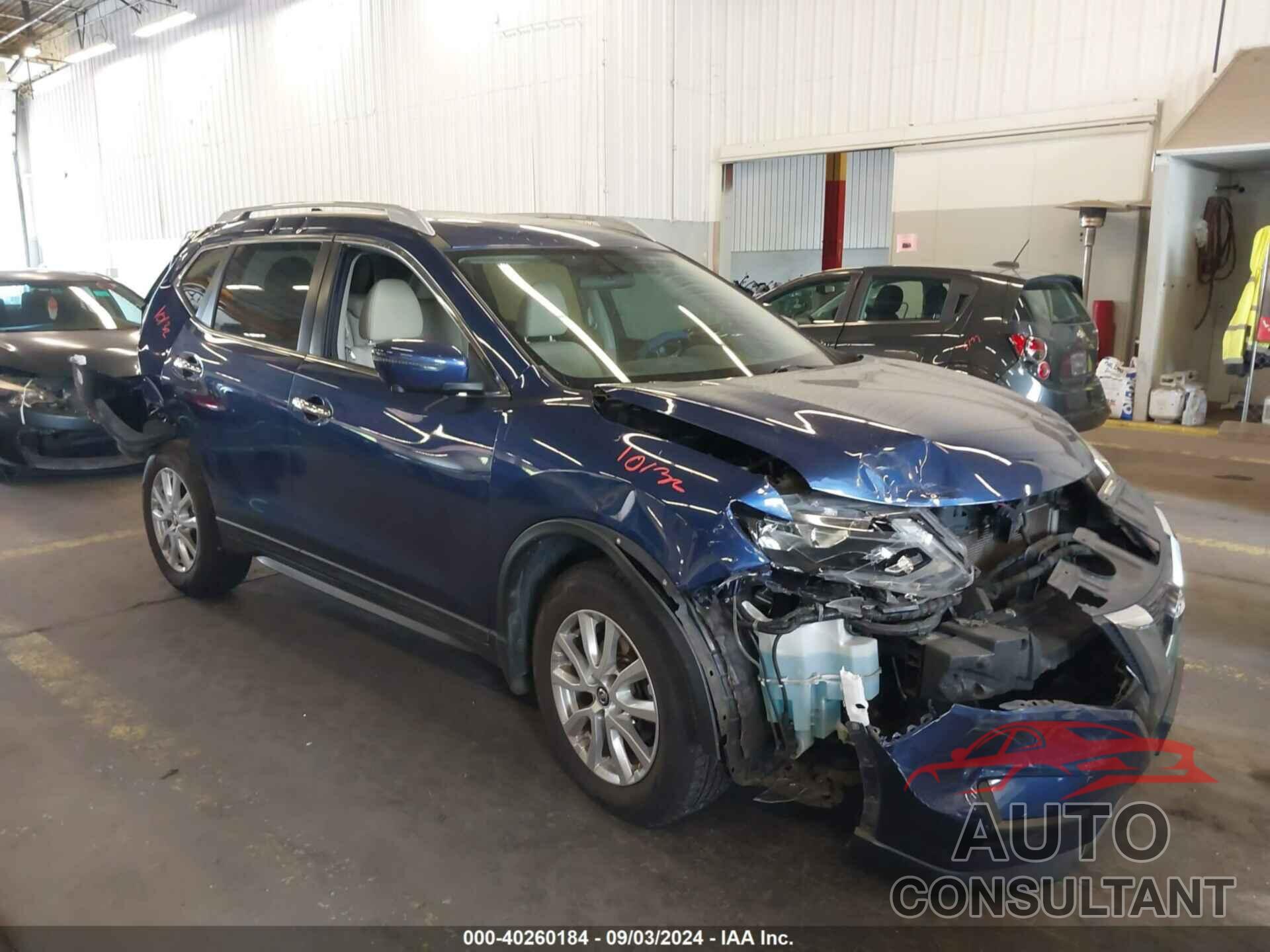 NISSAN ROGUE 2017 - 5N1AT2MV2HC771000