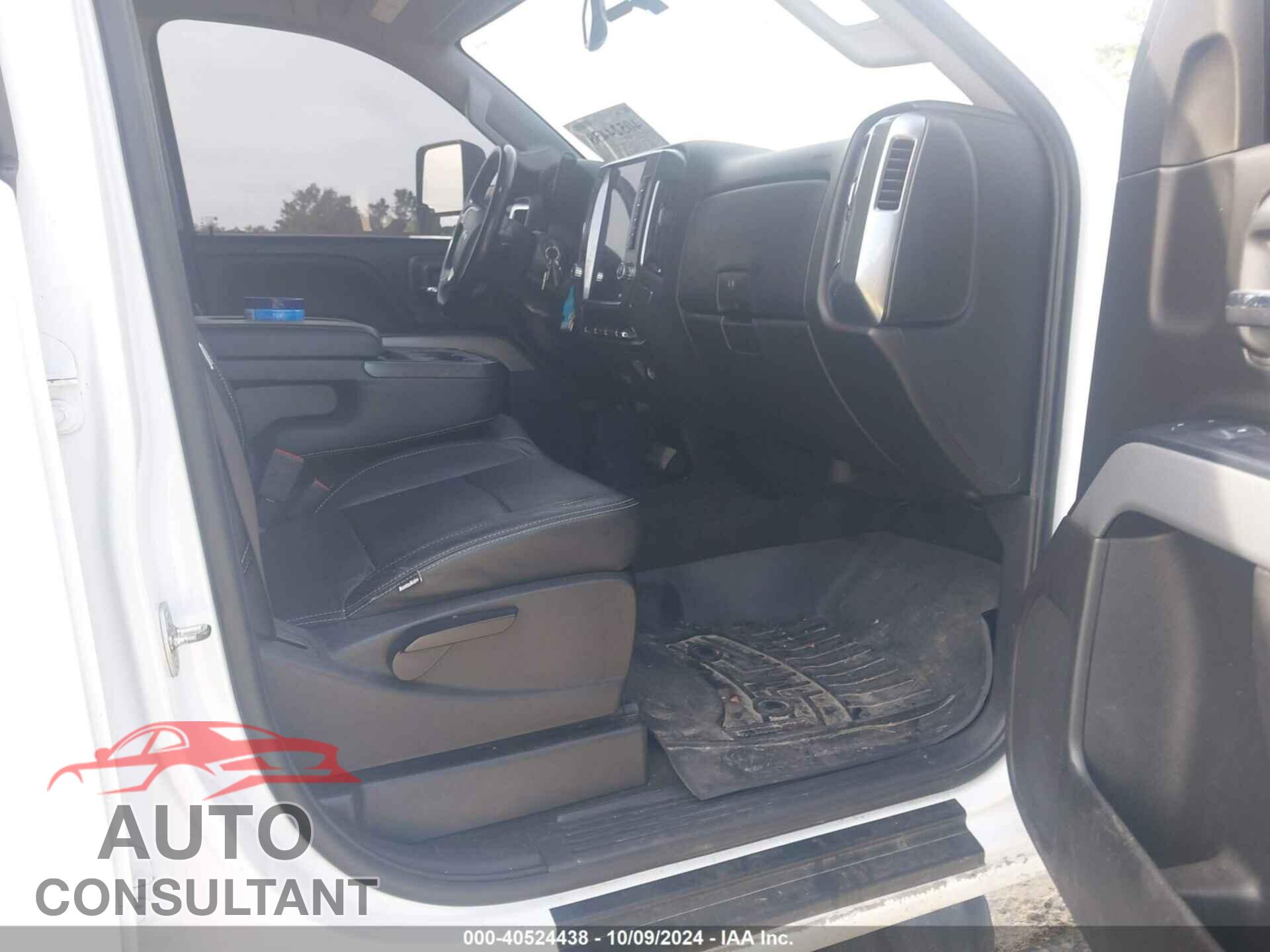 CHEVROLET SILVERADO 2018 - 1GC1KVEY2JF247805