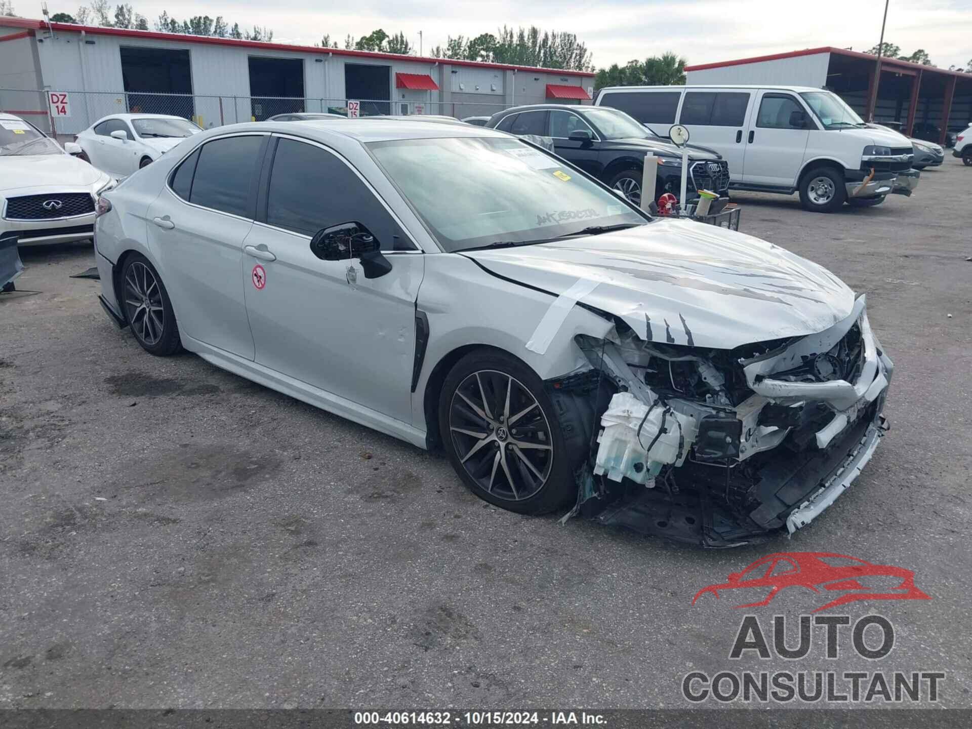 TOYOTA CAMRY 2023 - 4T1G11AK7PU152051