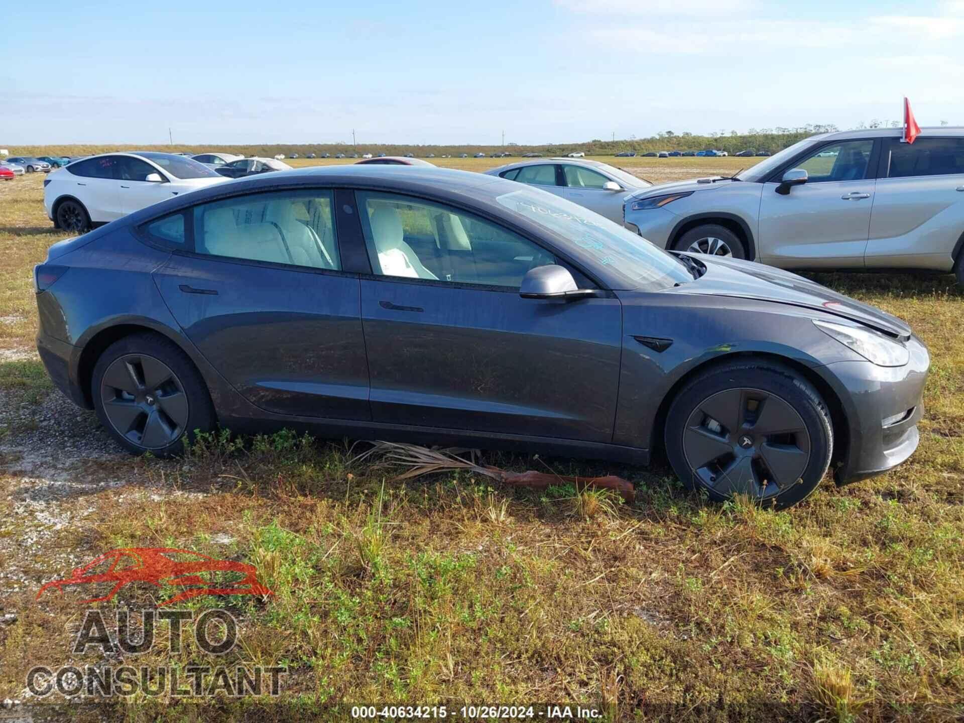 TESLA MODEL 3 2022 - 5YJ3E1EA4NF201690