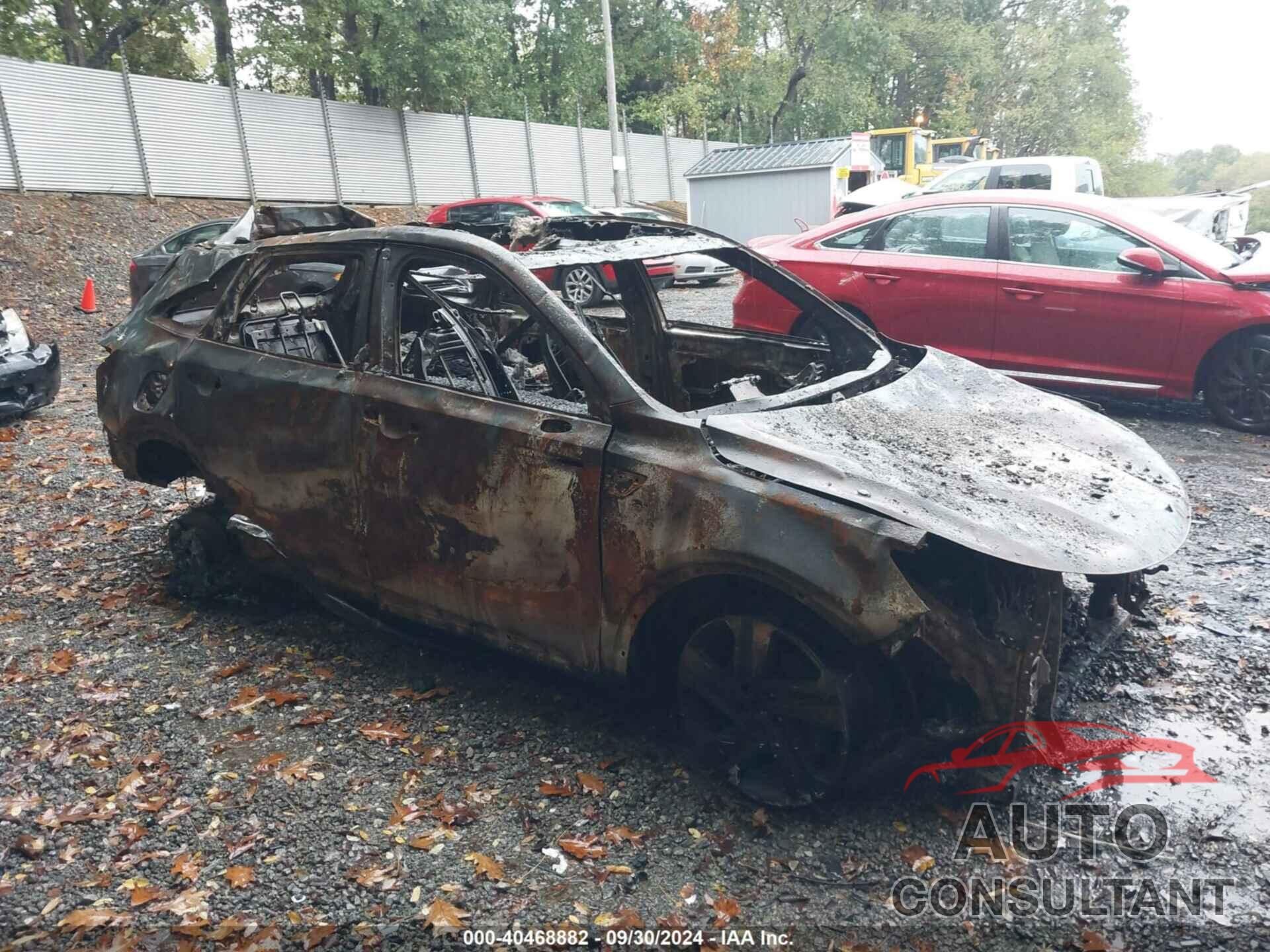 KIA SORENTO PLUG-IN HYBRID 2023 - KNDRMDLH0P5158646