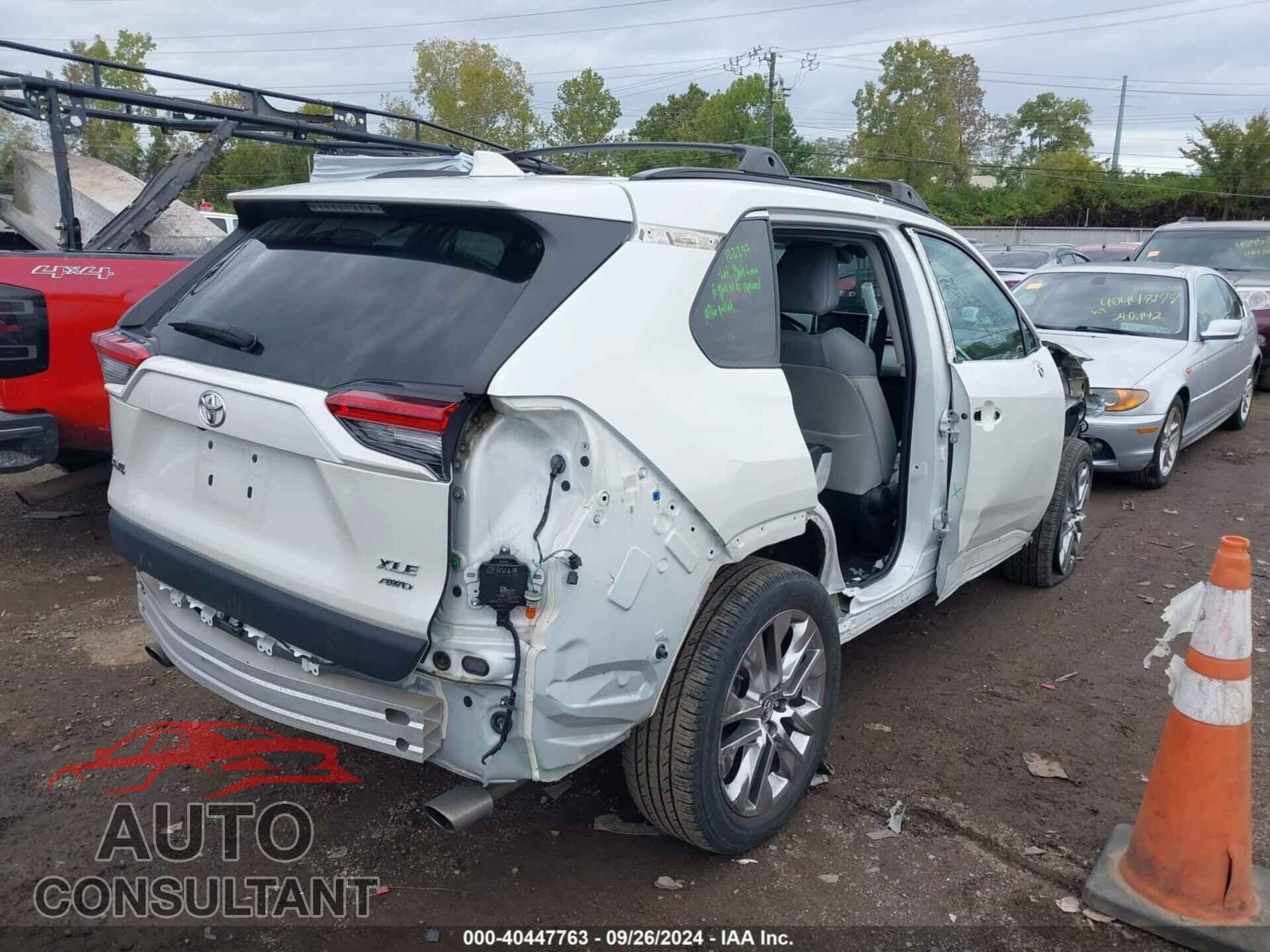 TOYOTA RAV4 2021 - 2T3A1RFVXMW152247