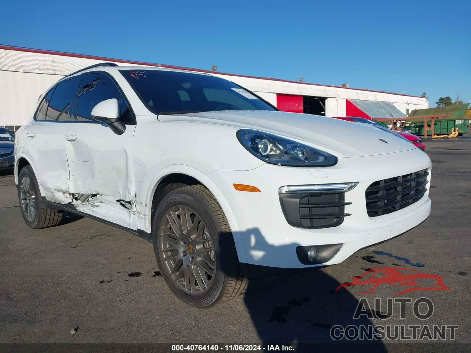 PORSCHE CAYENNE 2018 - WP1AA2A25JKA06037