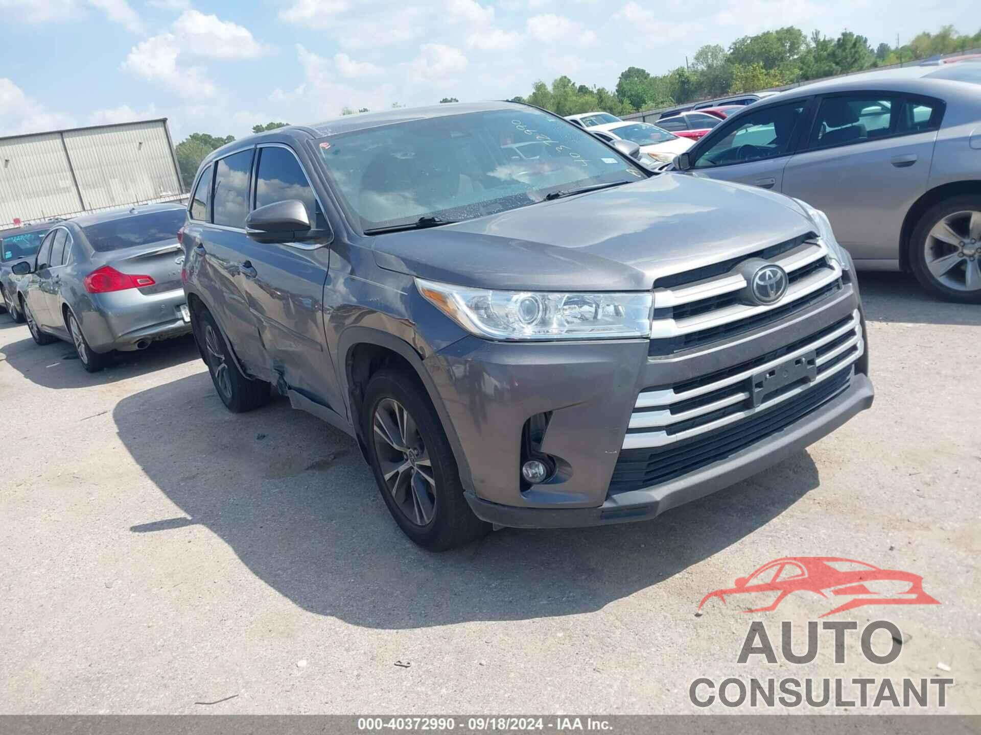 TOYOTA HIGHLANDER 2018 - 5TDZZRFH1JS247220