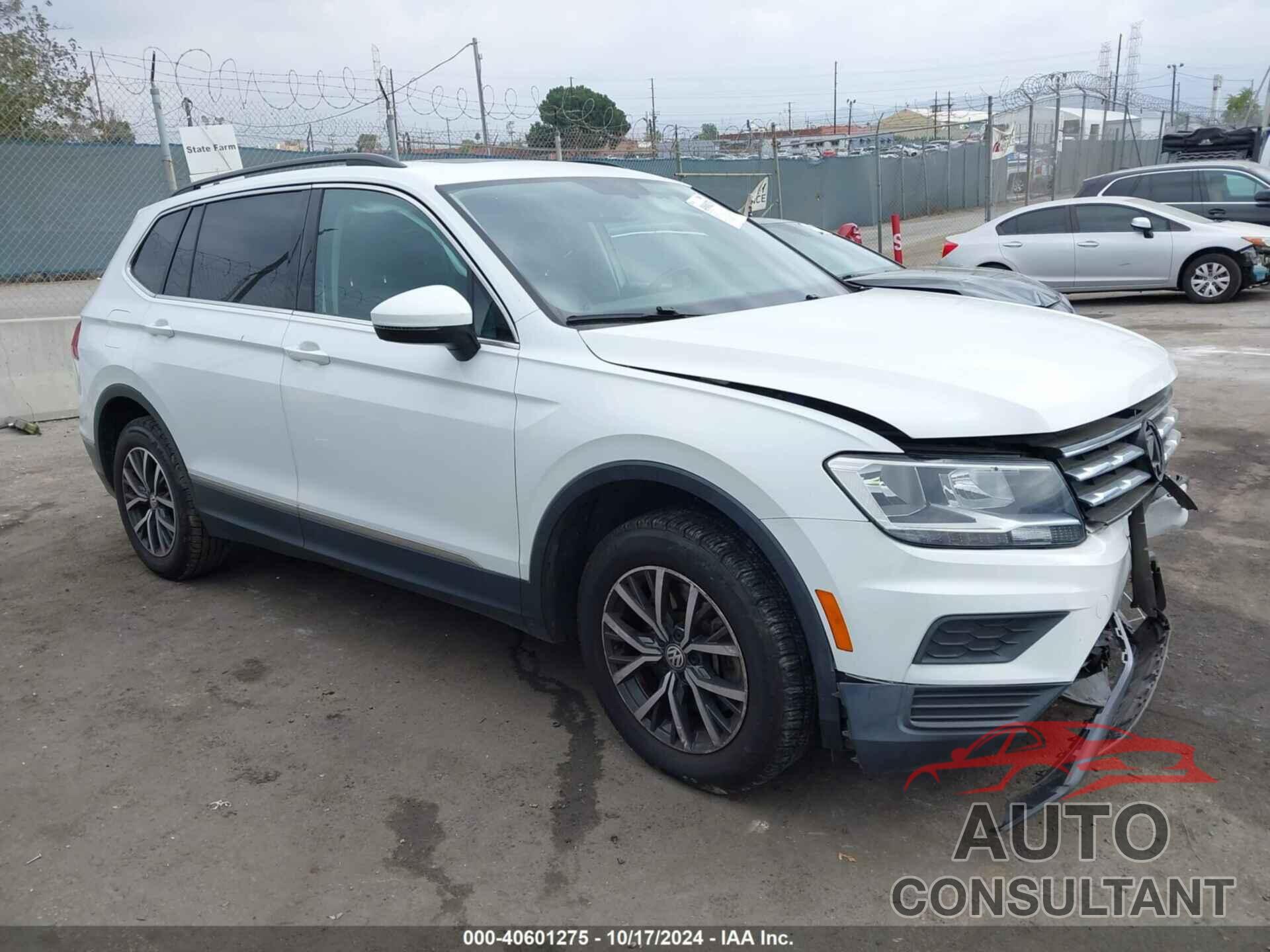 VOLKSWAGEN TIGUAN 2018 - 3VV3B7AX2JM198009