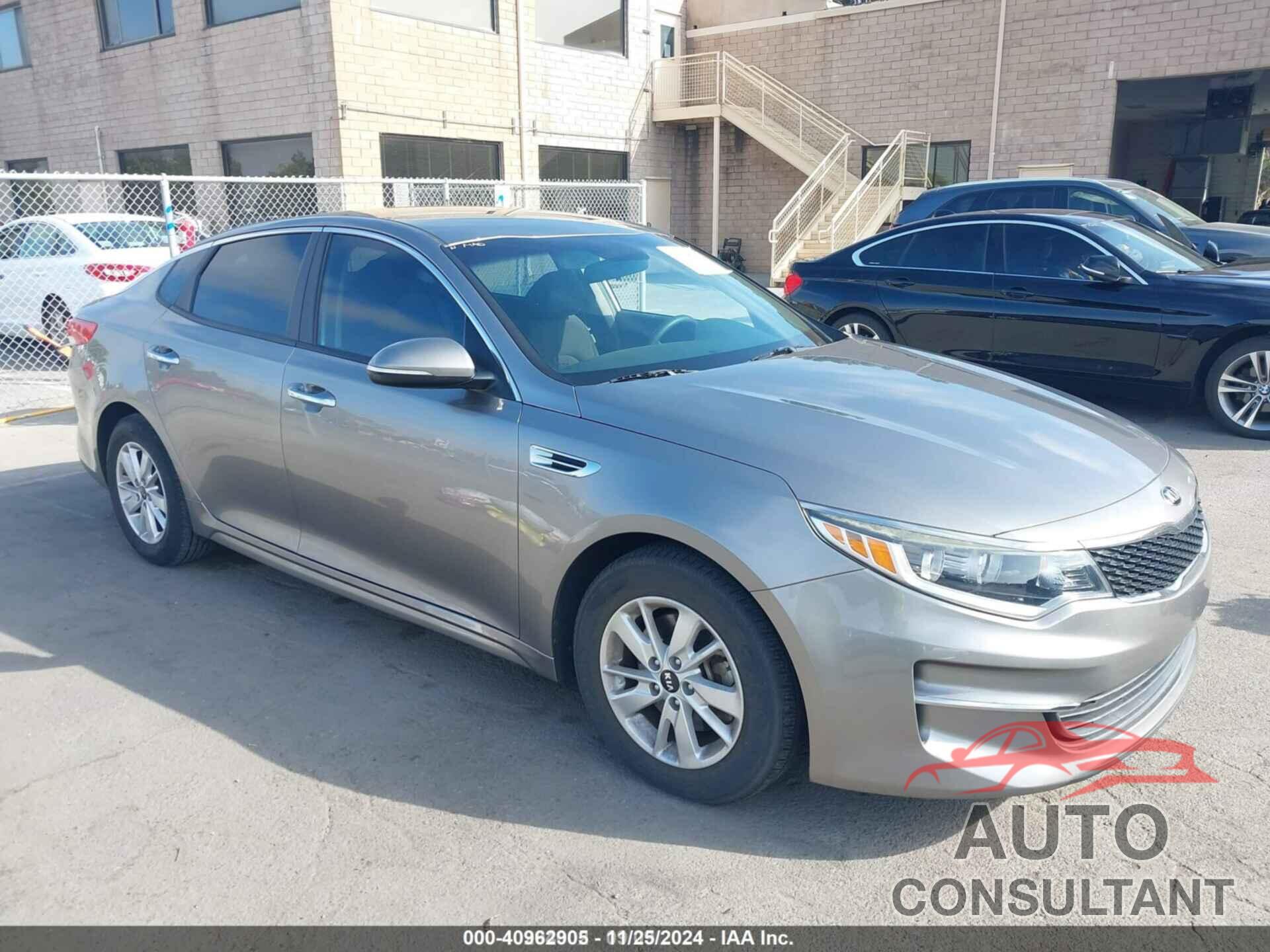 KIA OPTIMA 2017 - 5XXGT4L31HG165276