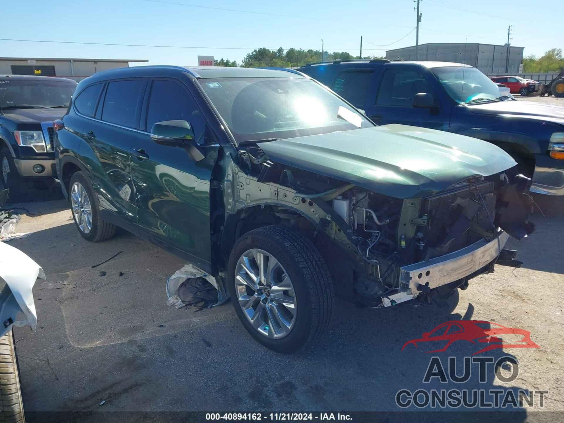 TOYOTA HIGHLANDER 2024 - 5TDKDRAH2RS528607
