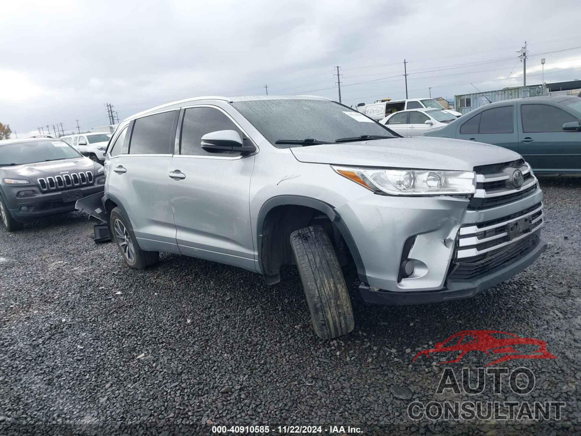 TOYOTA HIGHLANDER 2017 - 5TDJZRFH0HS432463