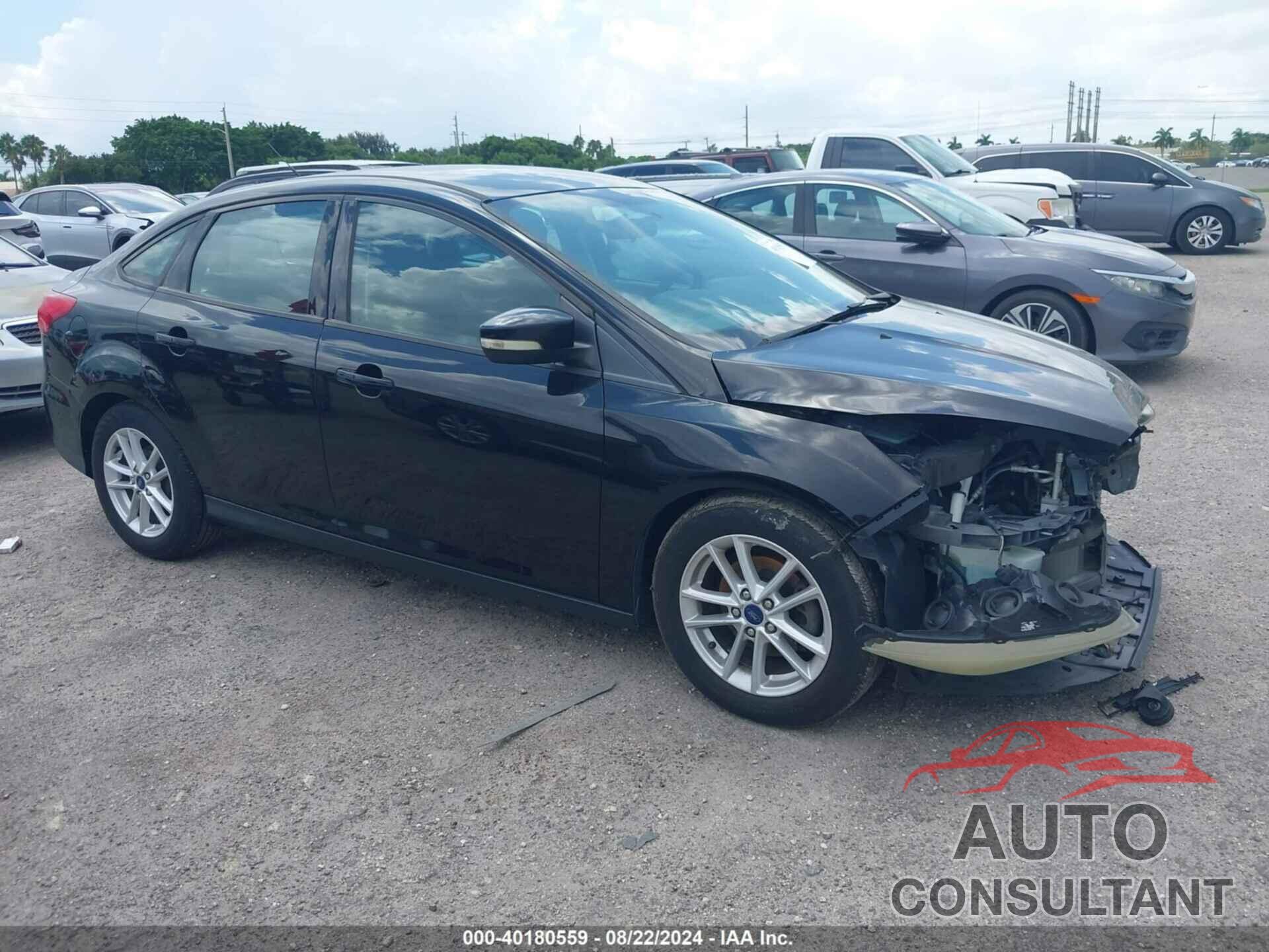 FORD FOCUS 2017 - 1FADP3F26HL208438