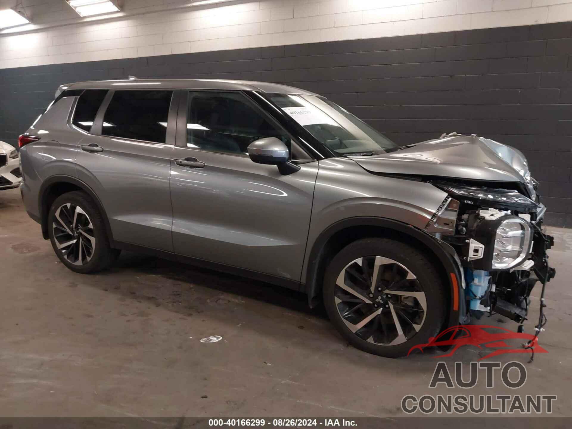 MITSUBISHI OUTLANDER 2023 - JA4J3UA82PZ013260