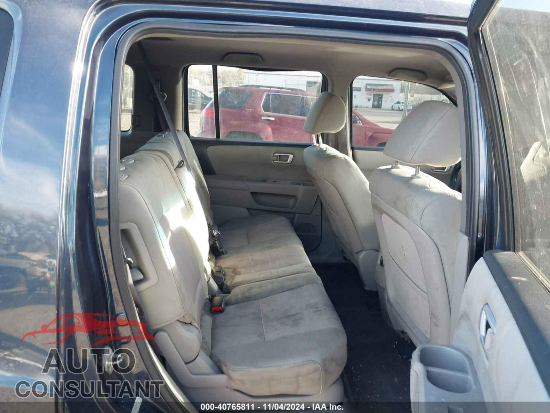 HONDA PILOT 2012 - 5FNYF4H48CB059366