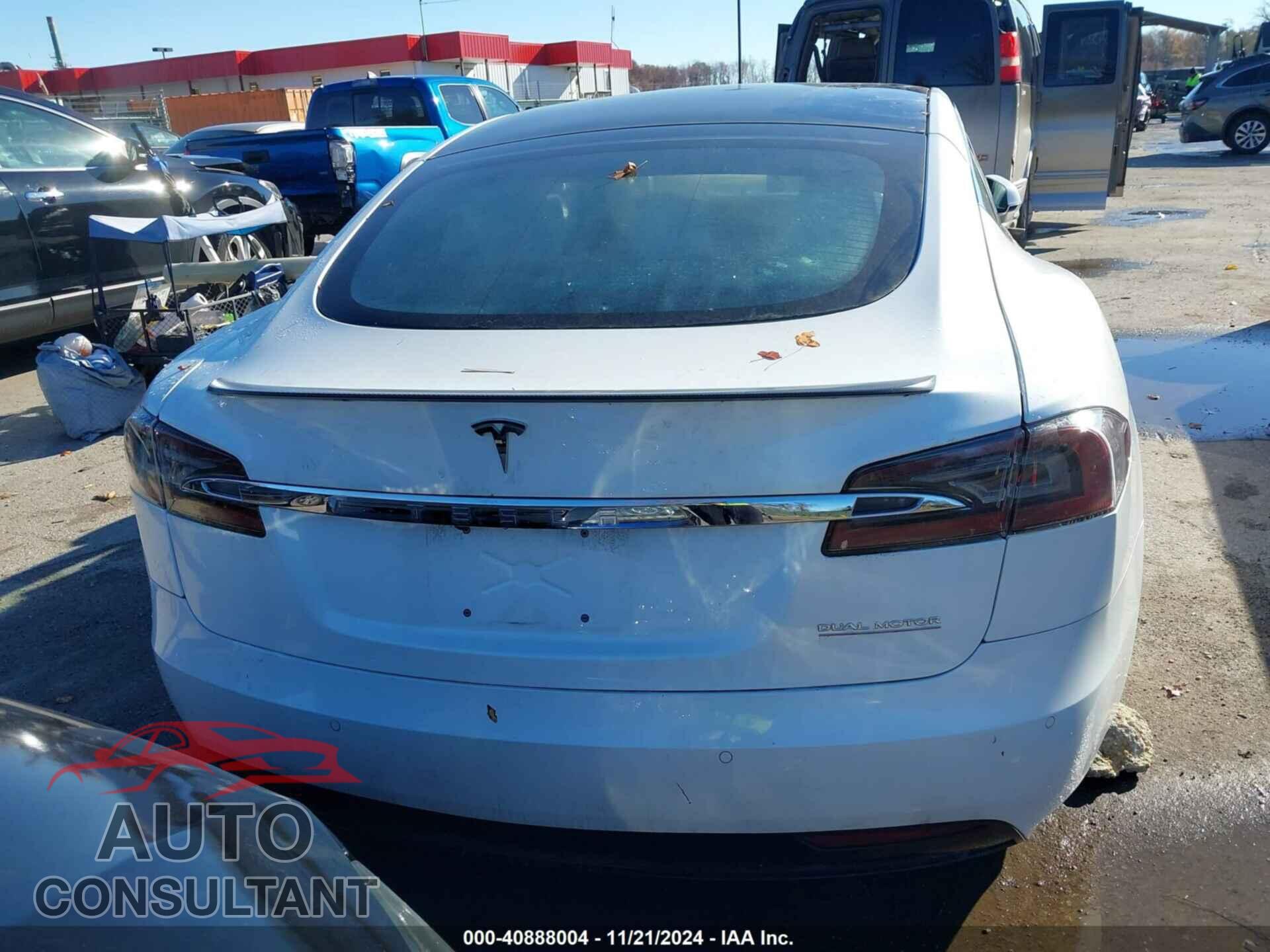 TESLA MODEL S 2020 - 5YJSA1E43LF355354