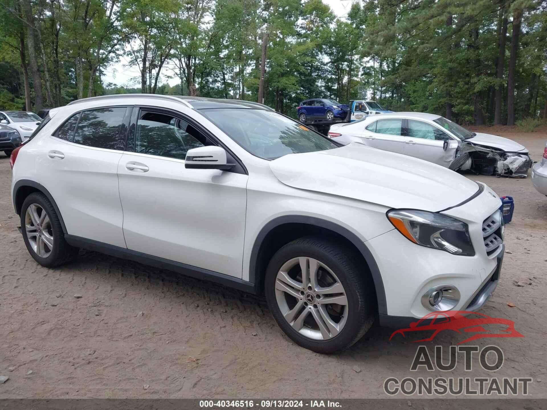 MERCEDES-BENZ GLA 250 2019 - WDCTG4GB7KJ624828