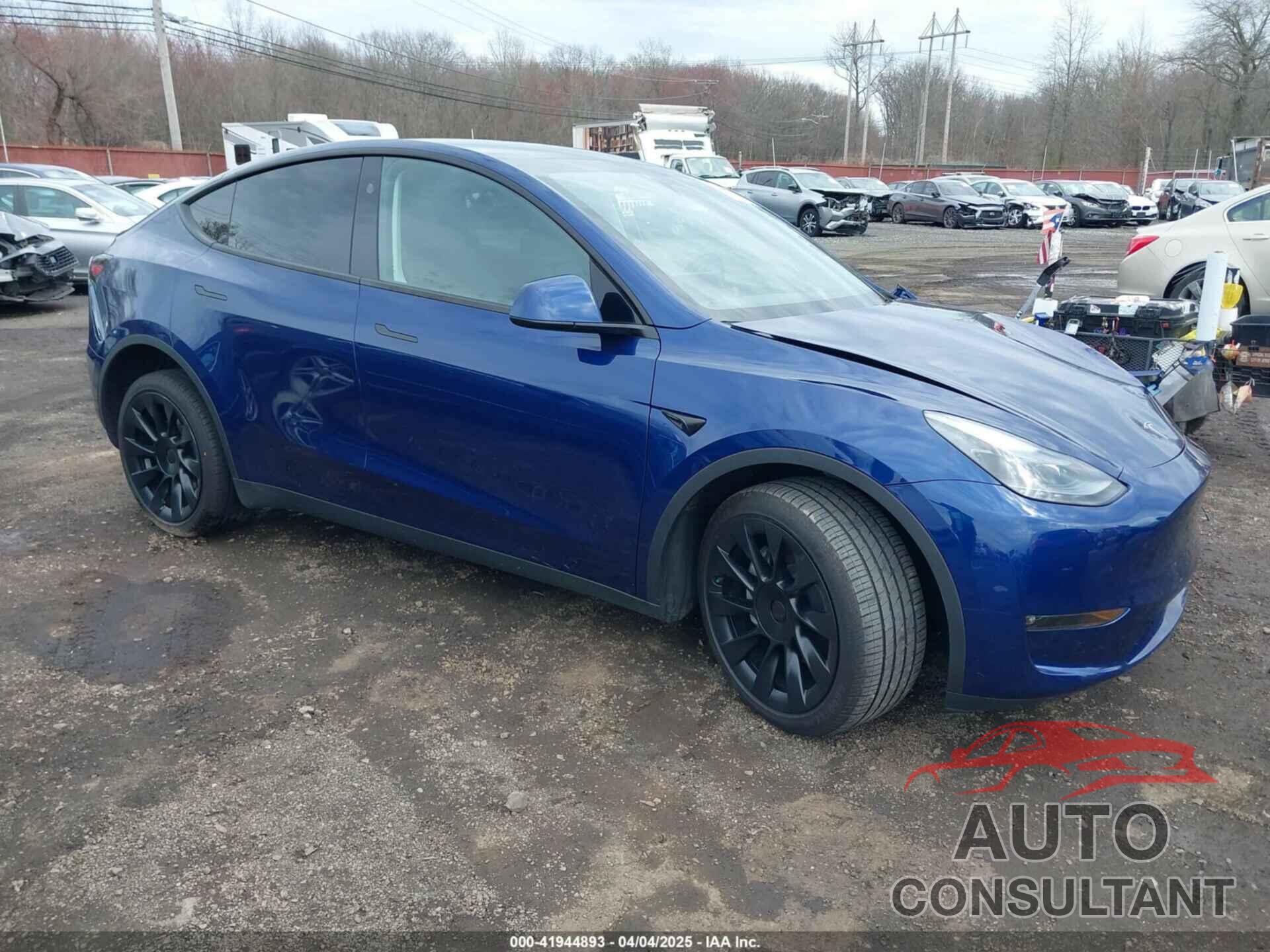 TESLA MODEL Y 2023 - 7SAYGDEE4PF891709